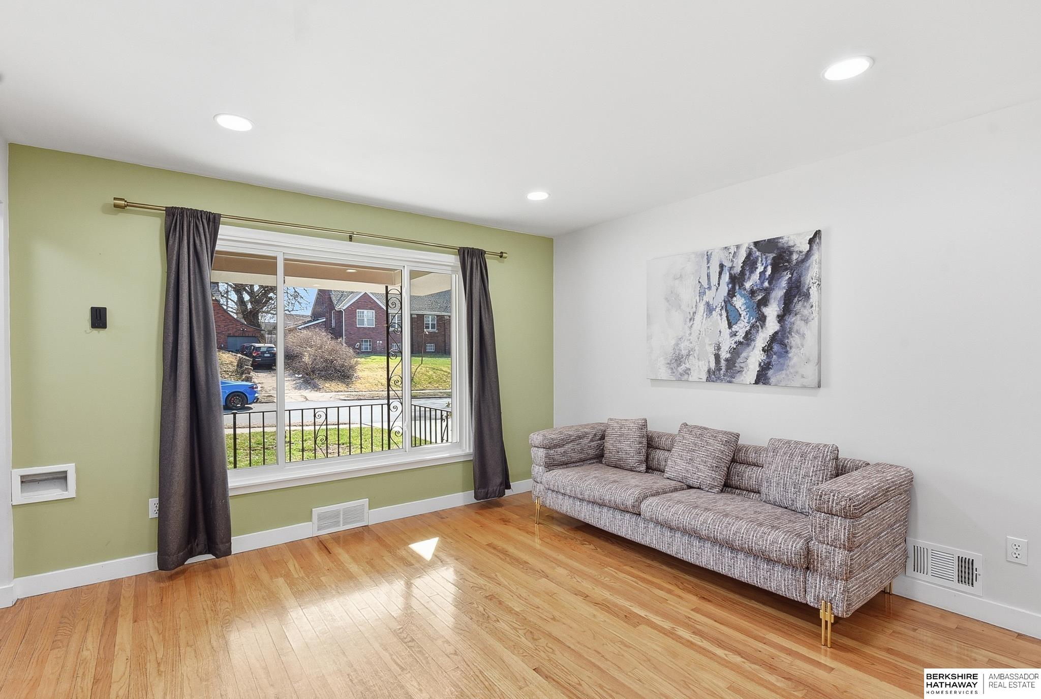 2510 N 51st Street, Omaha, NE, 68104