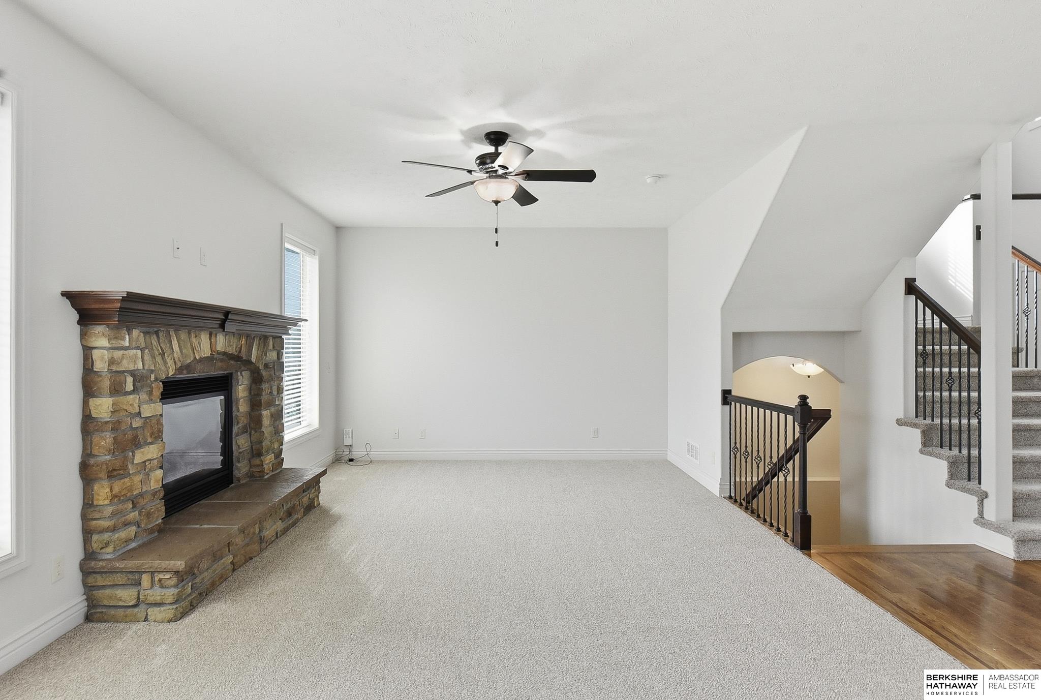 12411 Osprey Lane, Papillion, NE, 68046