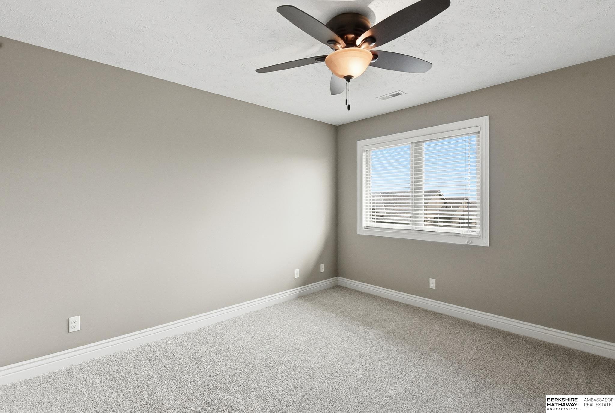 12411 Osprey Lane, Papillion, NE, 68046