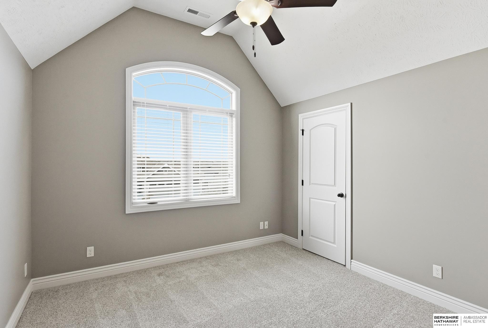 12411 Osprey Lane, Papillion, NE, 68046