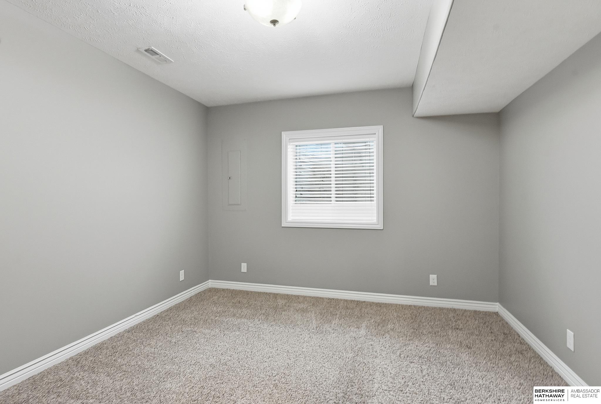 12411 Osprey Lane, Papillion, NE, 68046