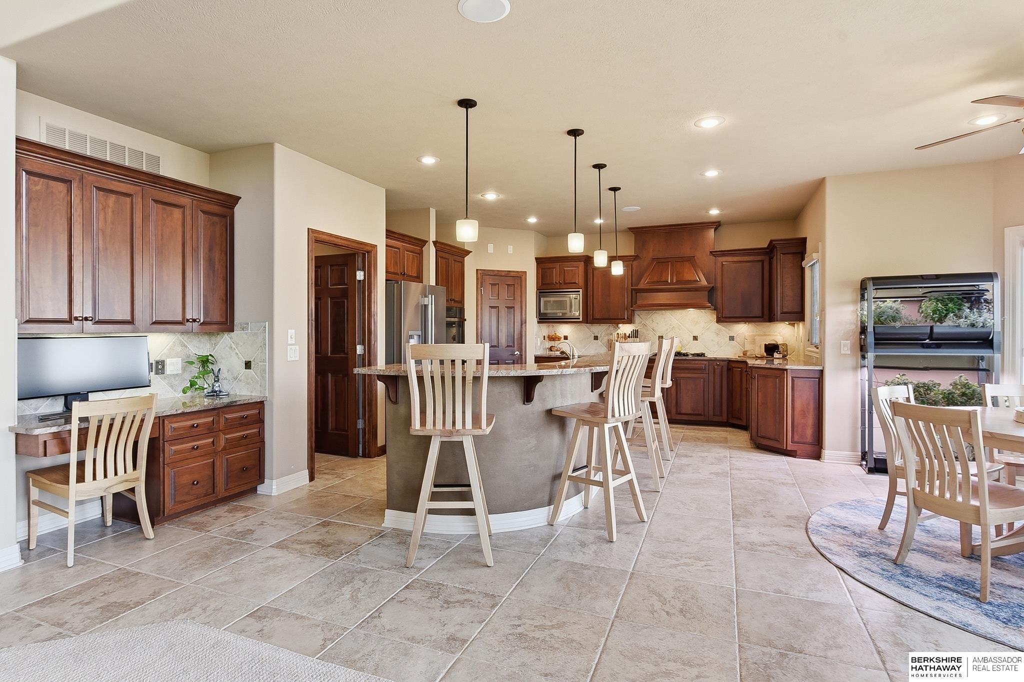 4802 Lakeside Circle, Bellevue, NE, 68133