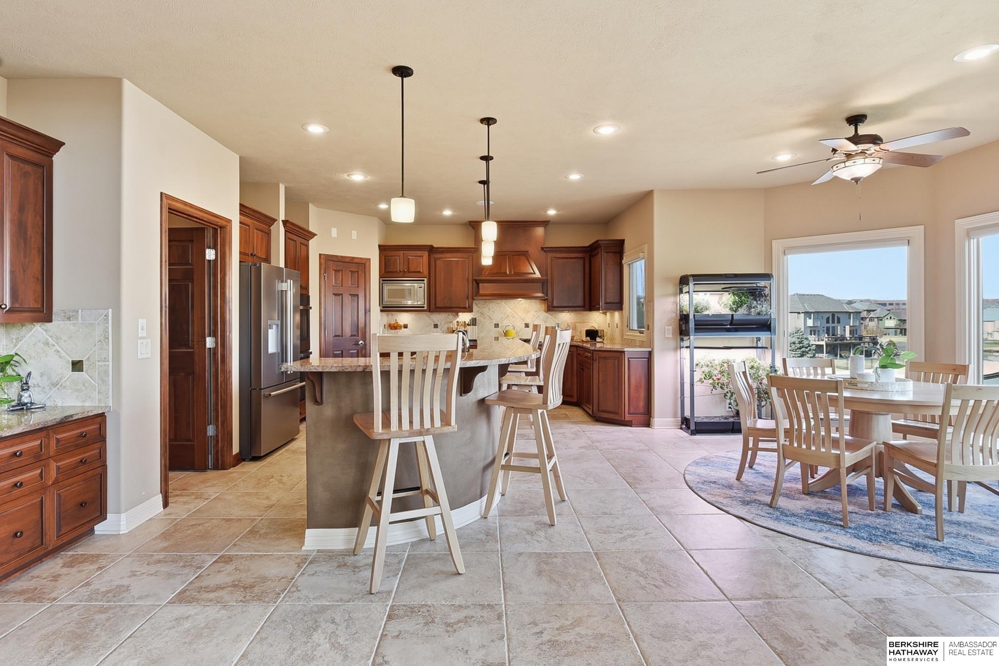 4802 Lakeside Circle, Bellevue, NE, 68133