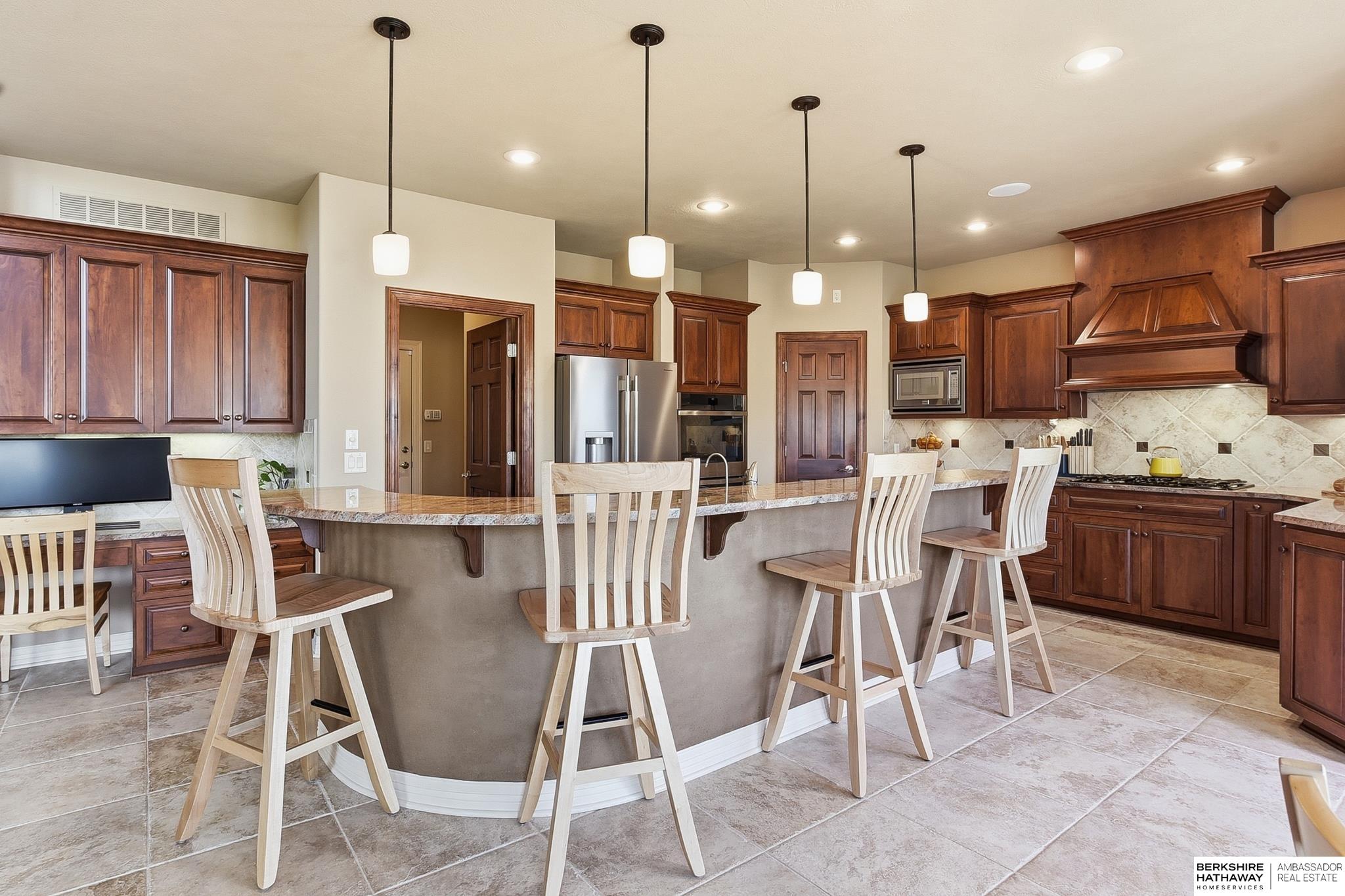 4802 Lakeside Circle, Bellevue, NE, 68133