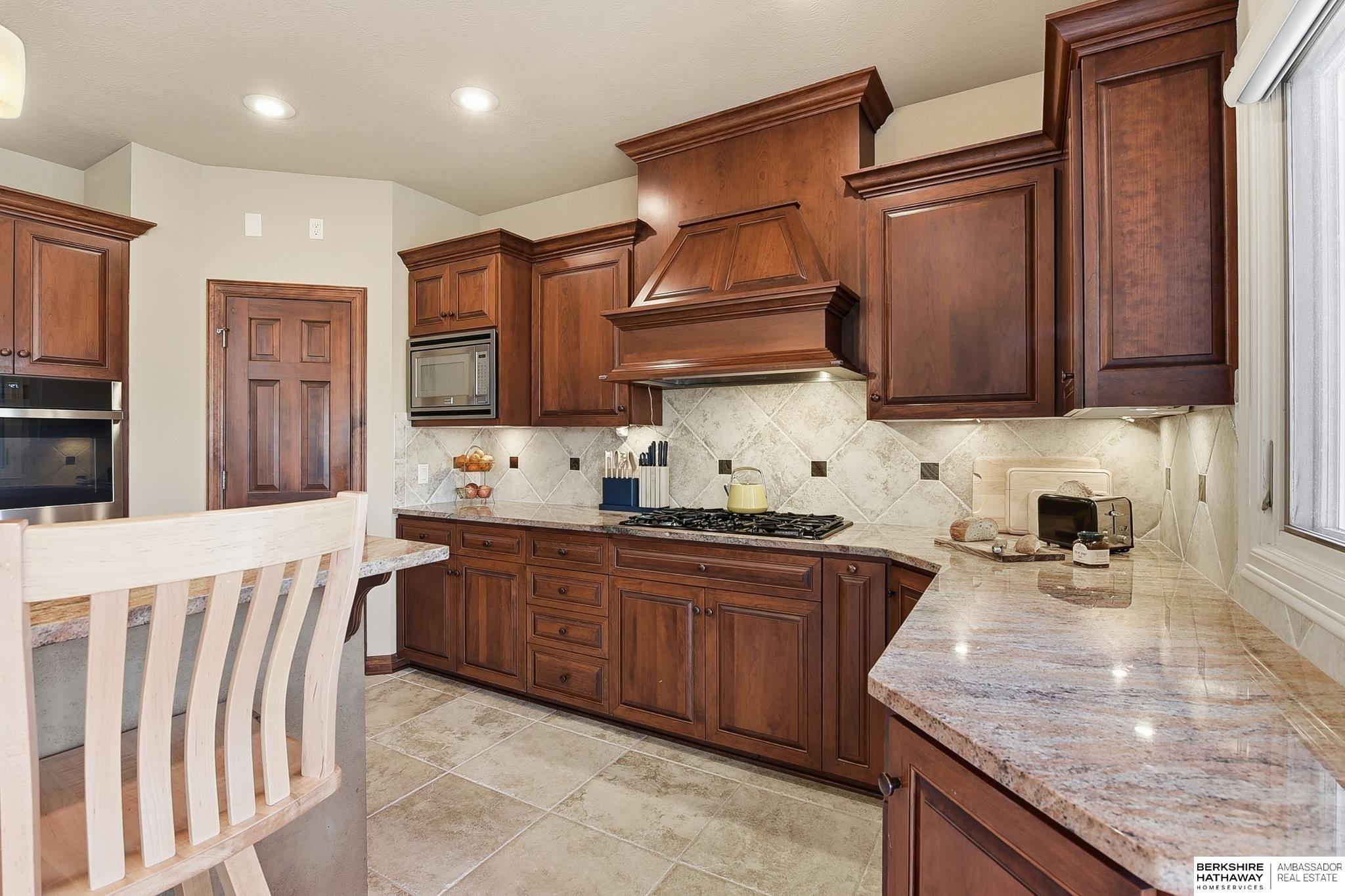 4802 Lakeside Circle, Bellevue, NE, 68133