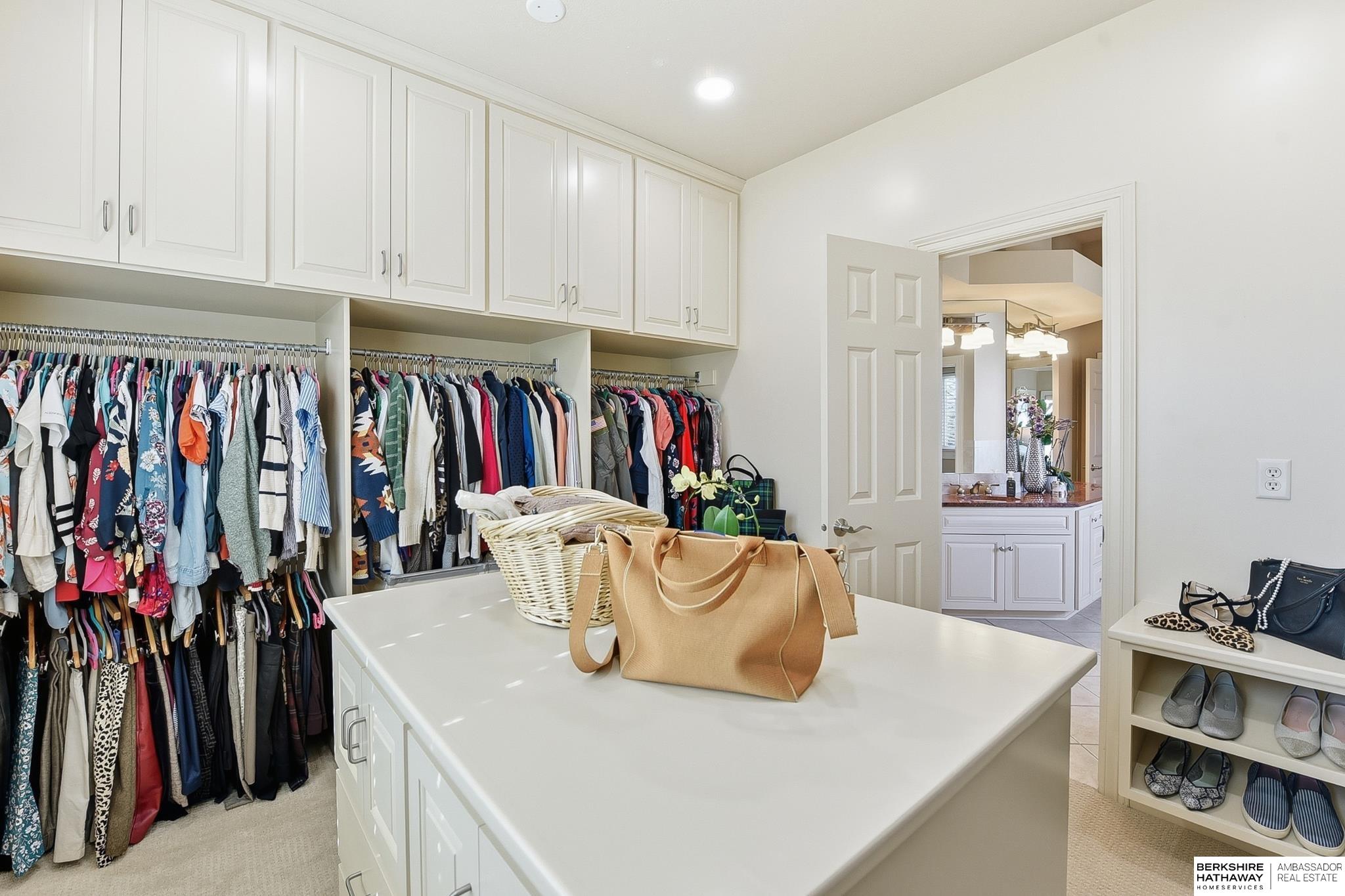 4802 Lakeside Circle, Bellevue, NE, 68133