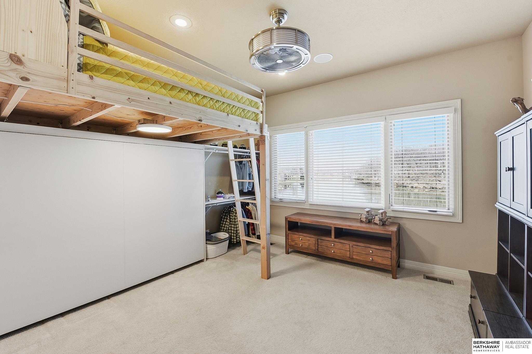 4802 Lakeside Circle, Bellevue, NE, 68133