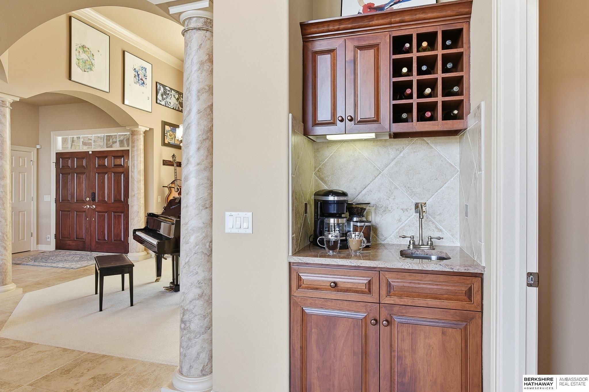 4802 Lakeside Circle, Bellevue, NE, 68133