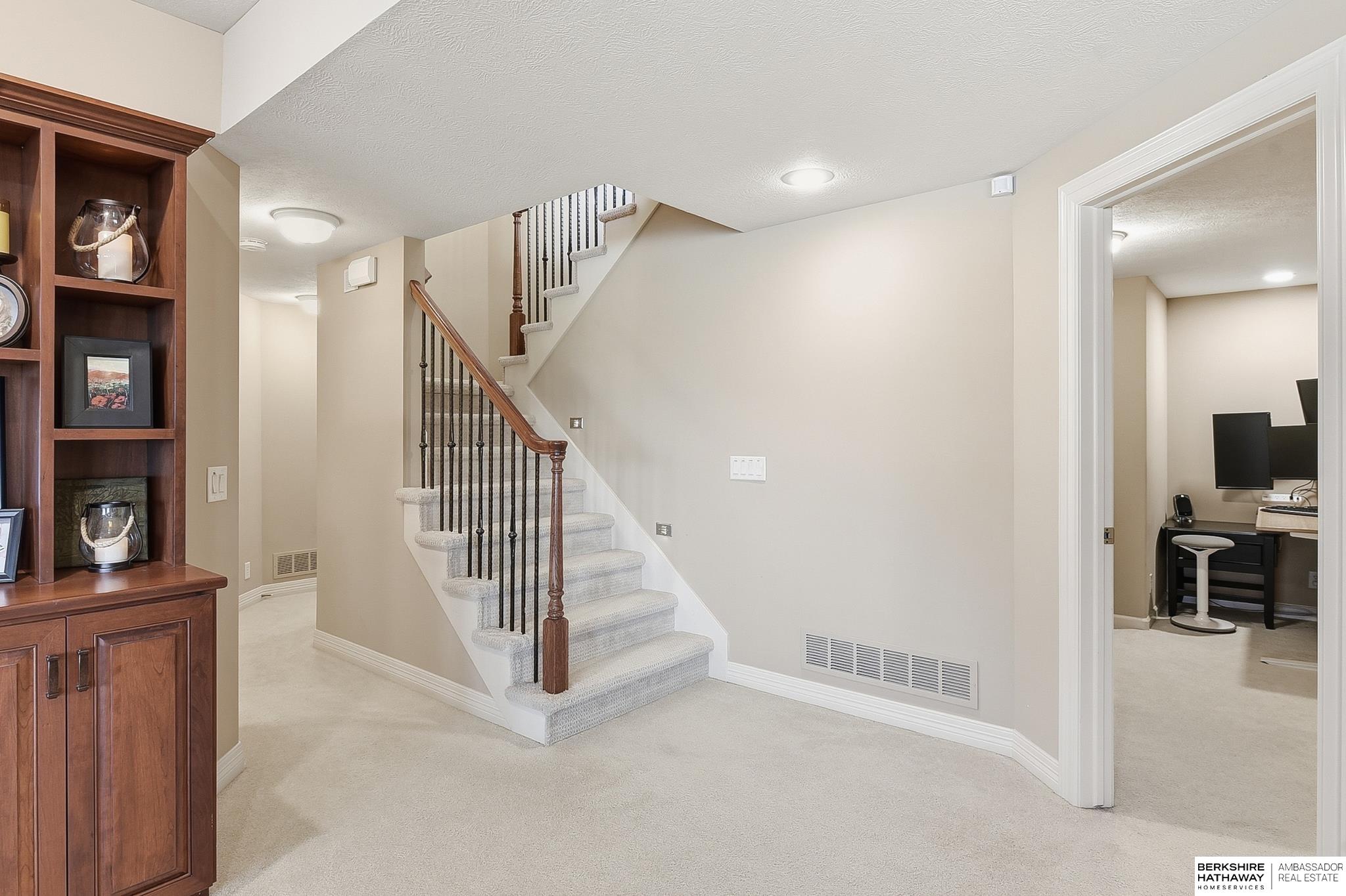 4802 Lakeside Circle, Bellevue, NE, 68133