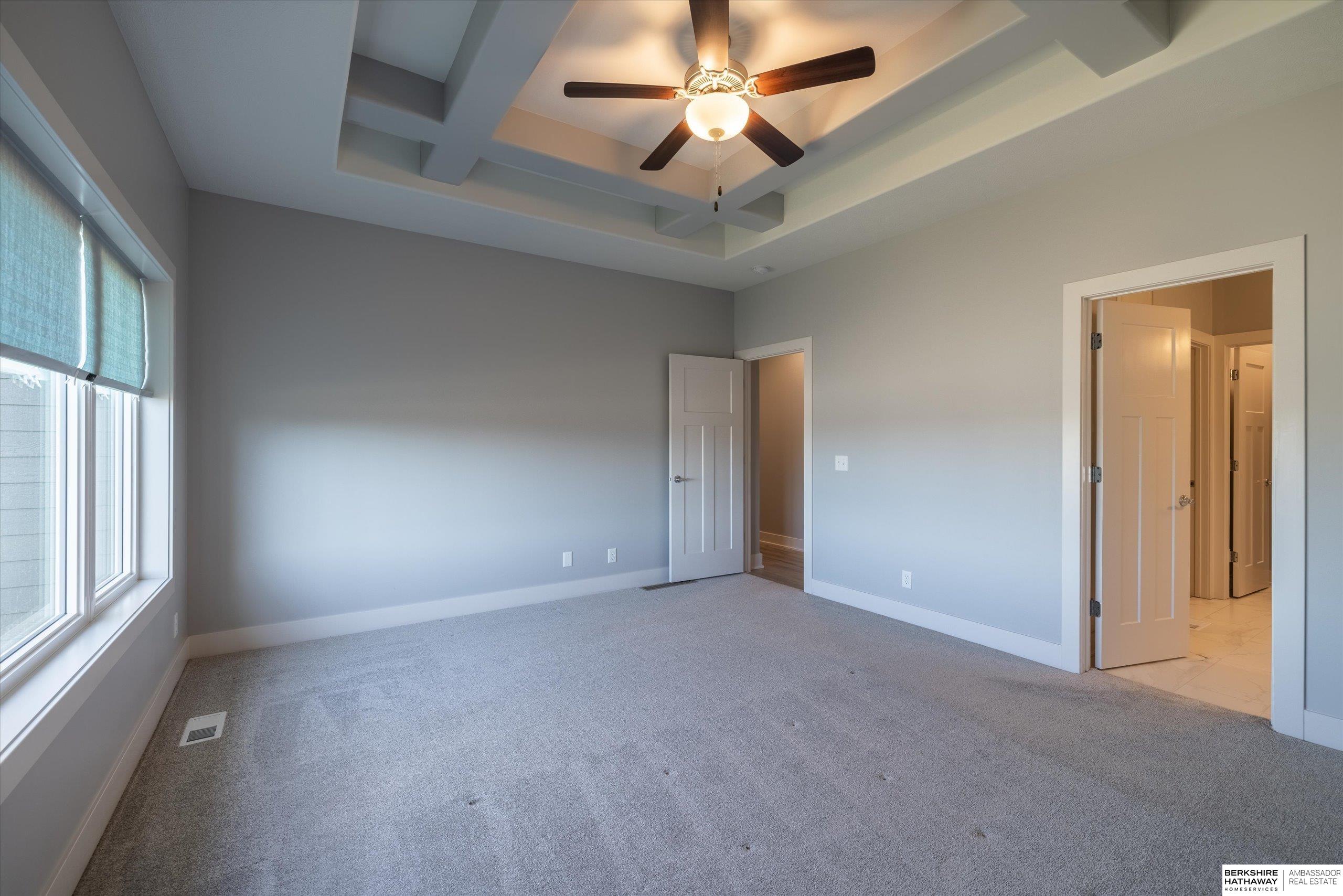 16071 Center West Hadan Drive, Bennington, NE, 68007