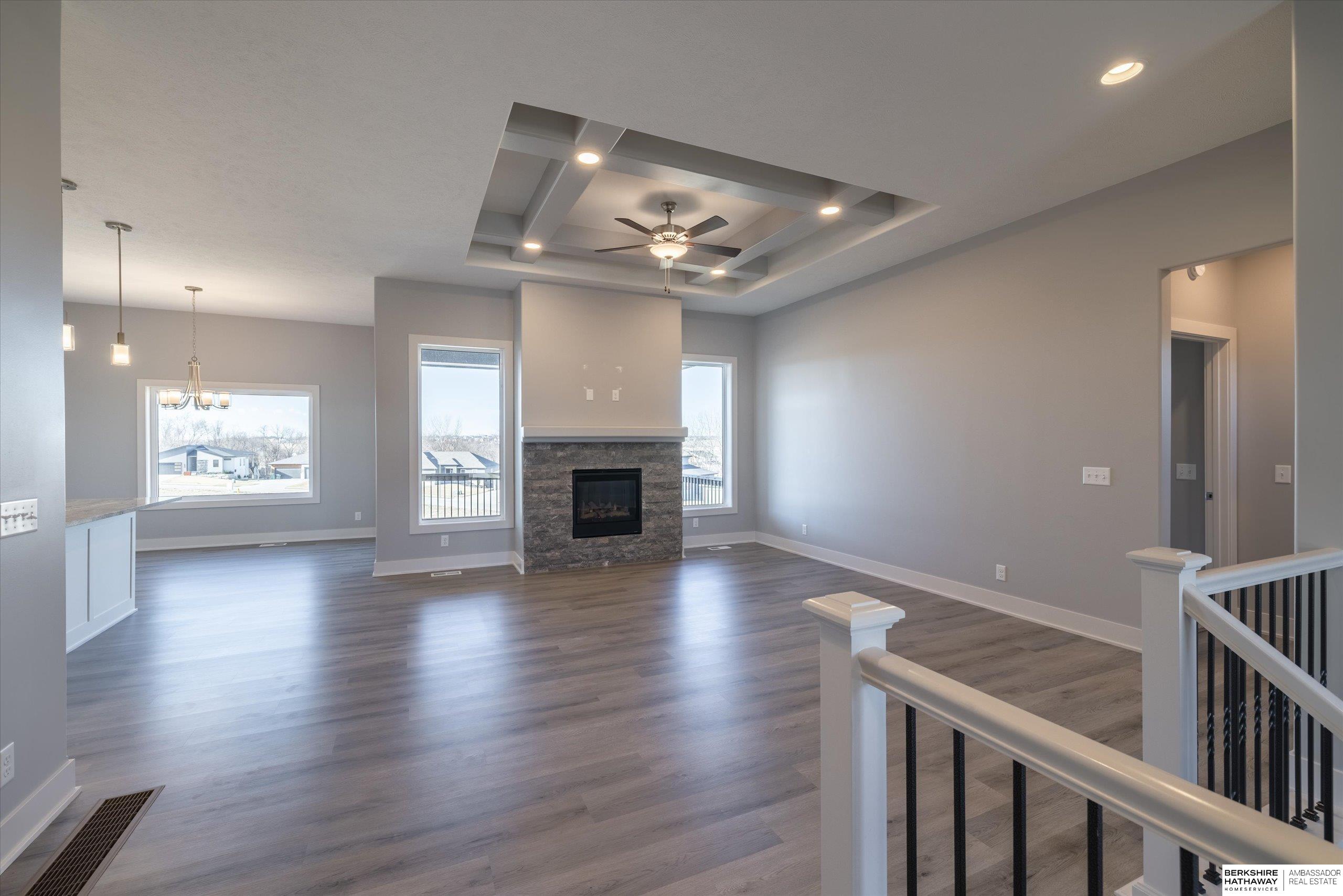 16071 Center West Hadan Drive, Bennington, NE, 68007