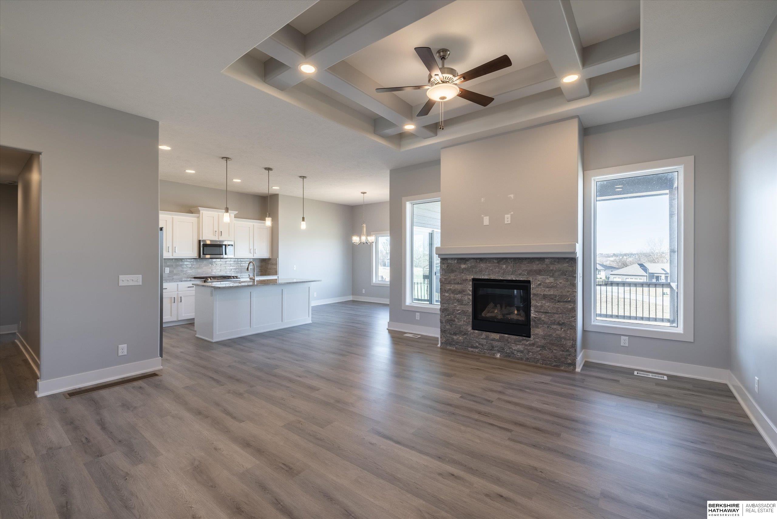 16071 Center West Hadan Drive, Bennington, NE, 68007