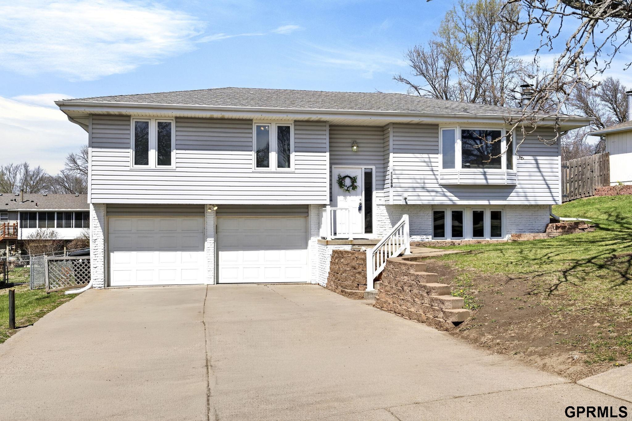 2105 N 129th Street, Omaha, NE, 68164