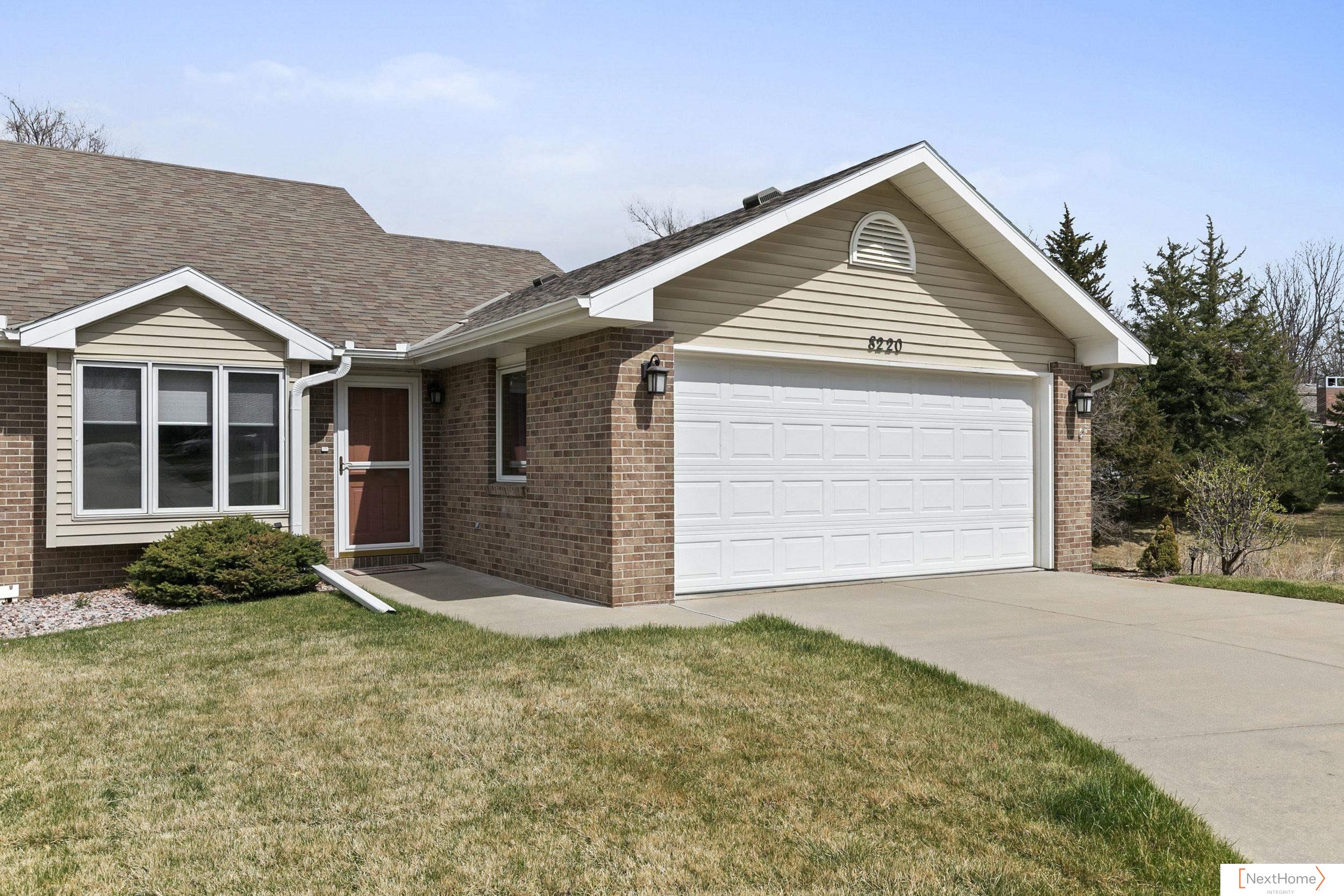 8220 A Street UNIT&nbsp;5, Lincoln, NE, 68510