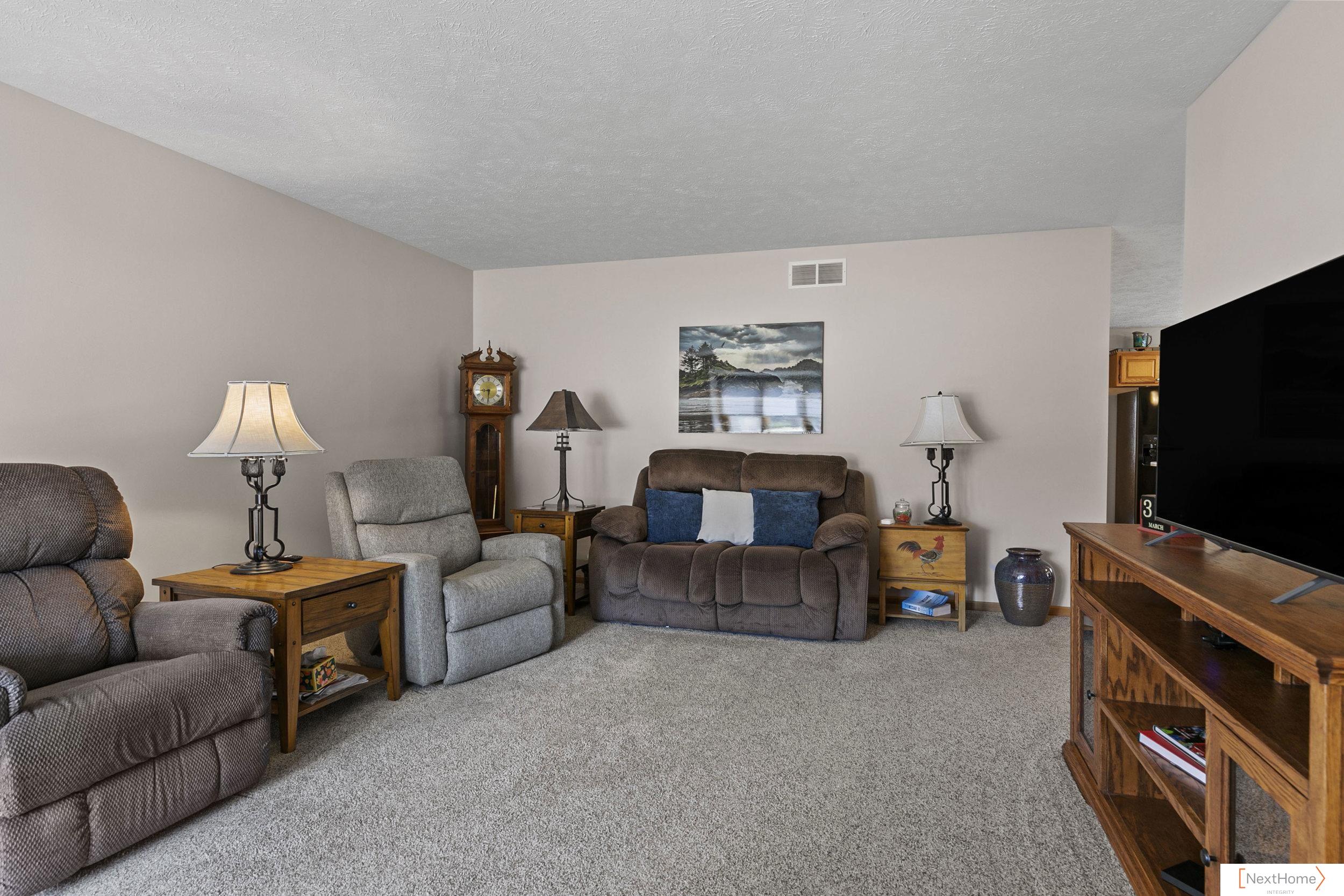 8220 A Street UNIT&nbsp;5, Lincoln, NE, 68510