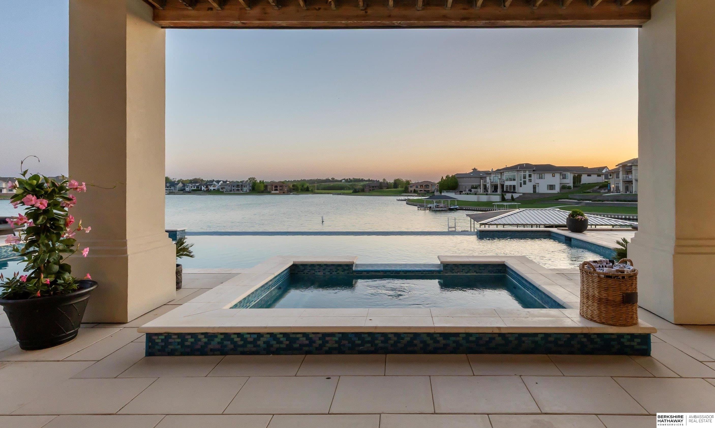 Bennington, Douglas County