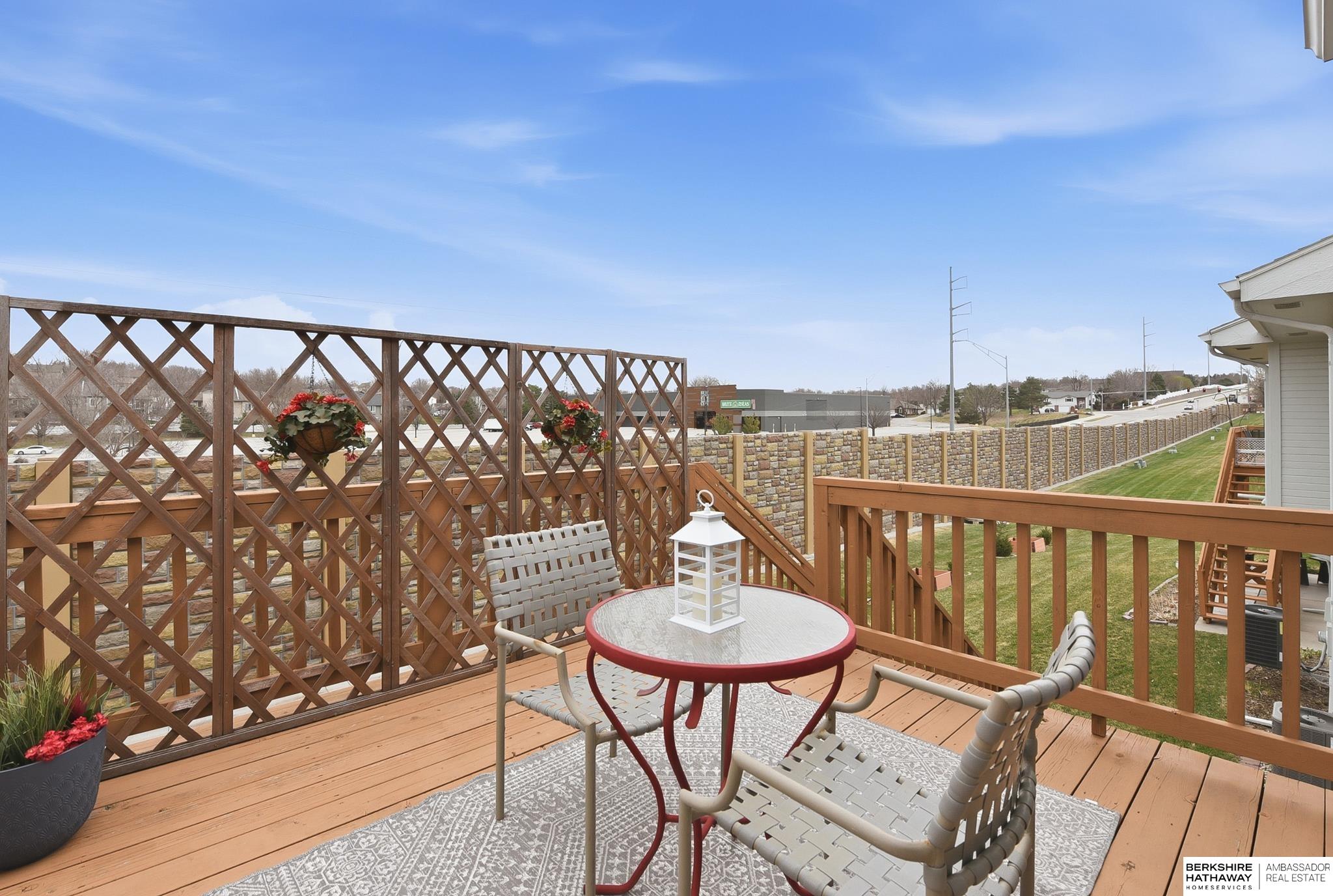 15512 Parker Street, Omaha, NE, 68154