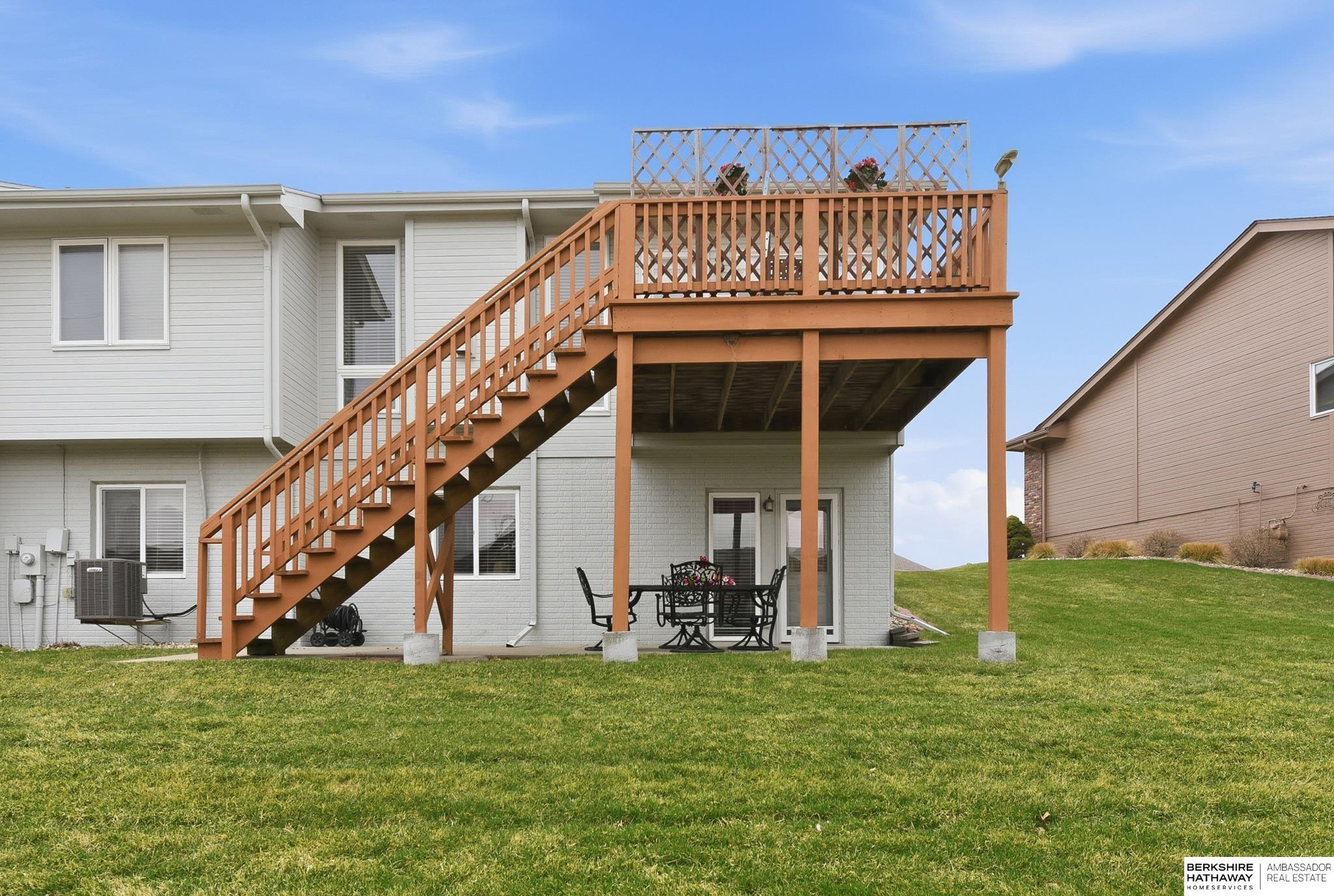 15512 Parker Street, Omaha, NE, 68154