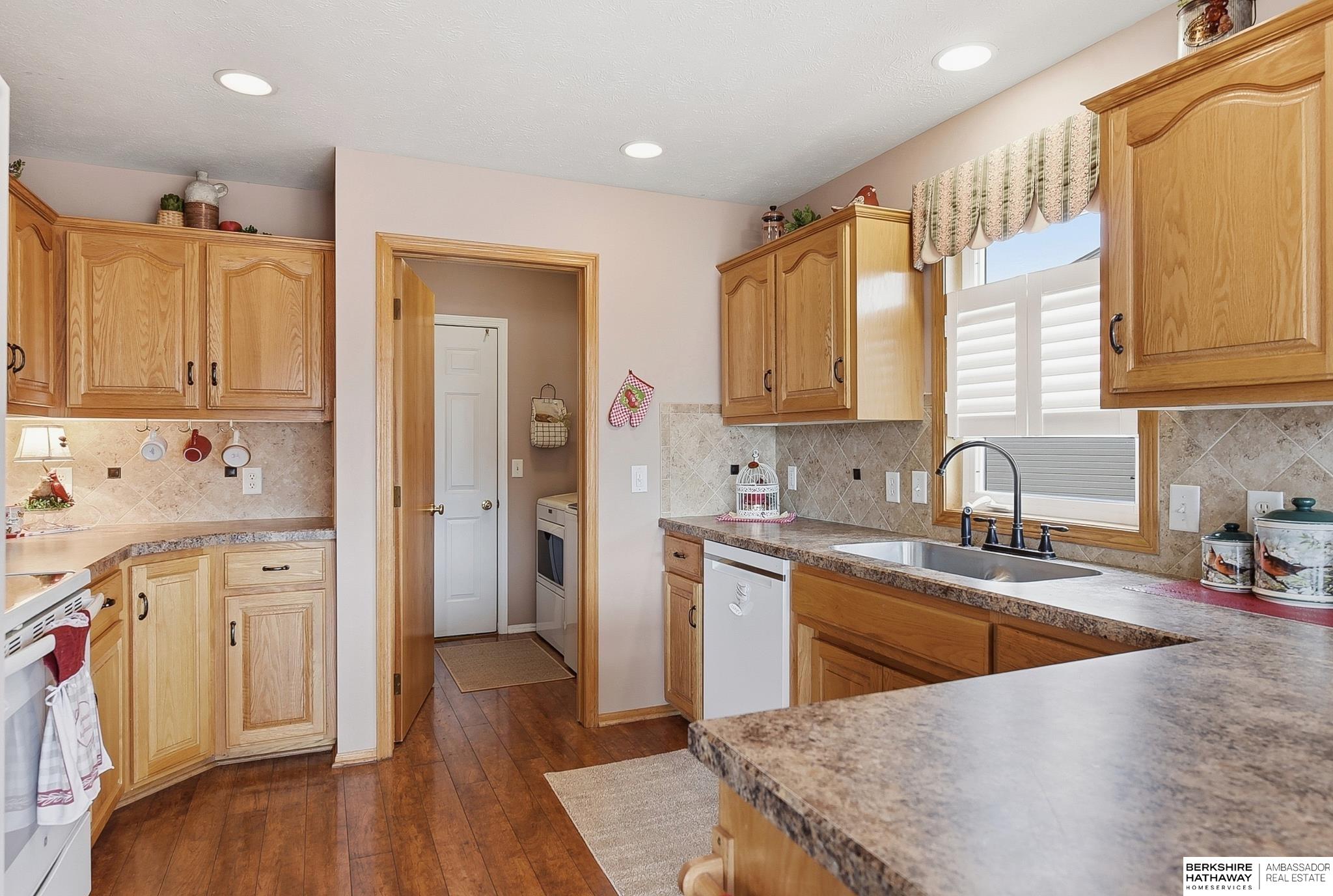 15512 Parker Street, Omaha, NE, 68154