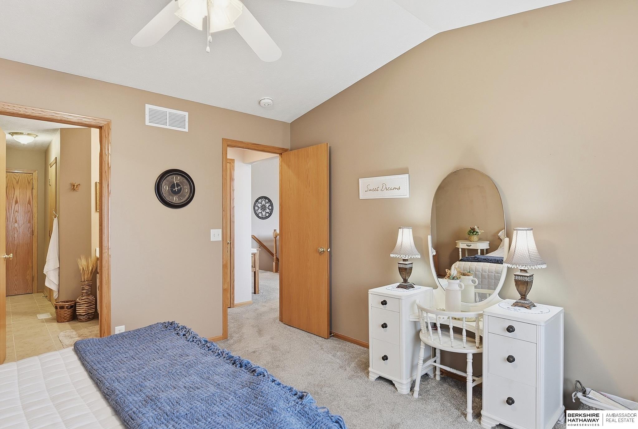 15512 Parker Street, Omaha, NE, 68154