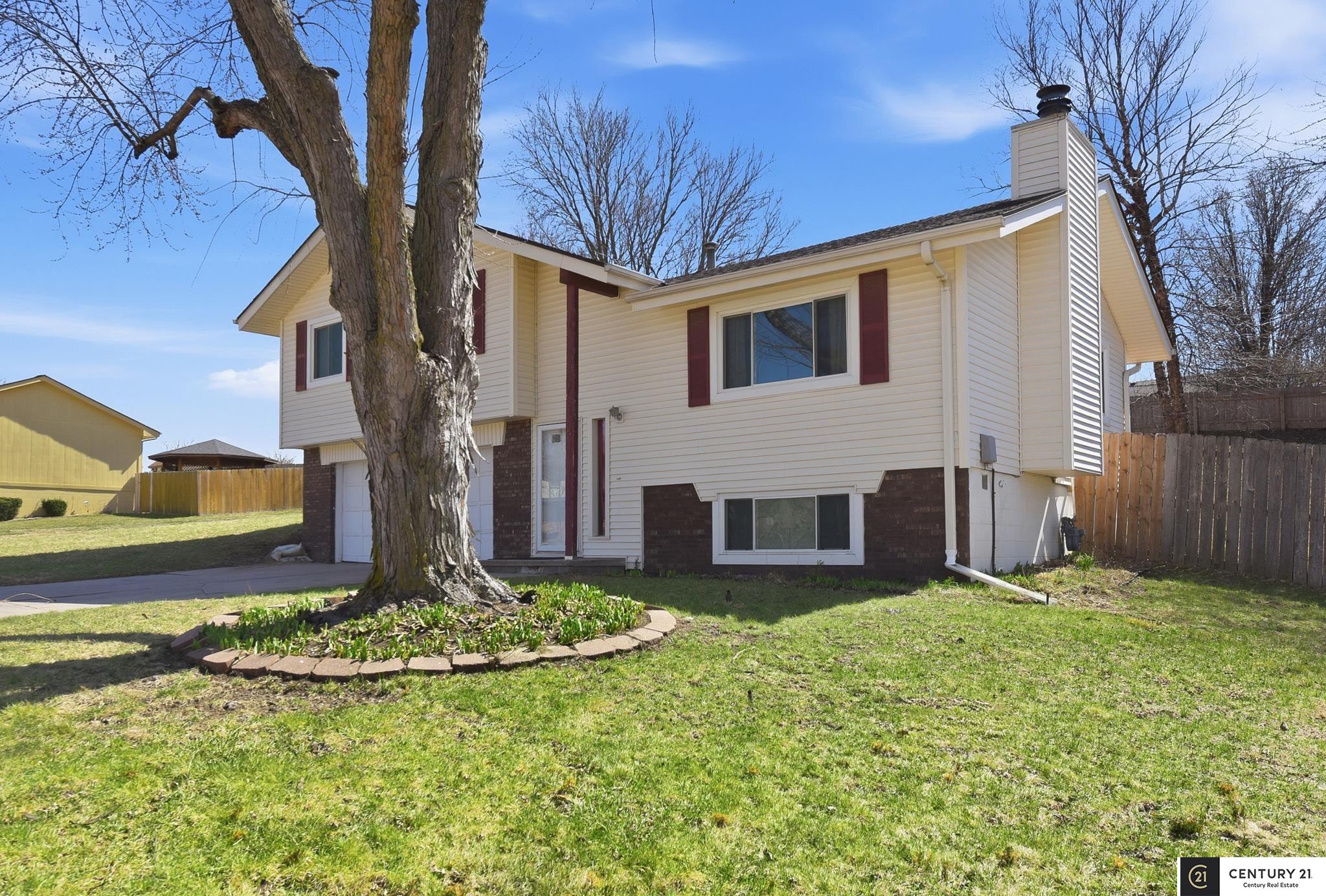 2920 Leawood Drive, Bellevue, NE, 68123