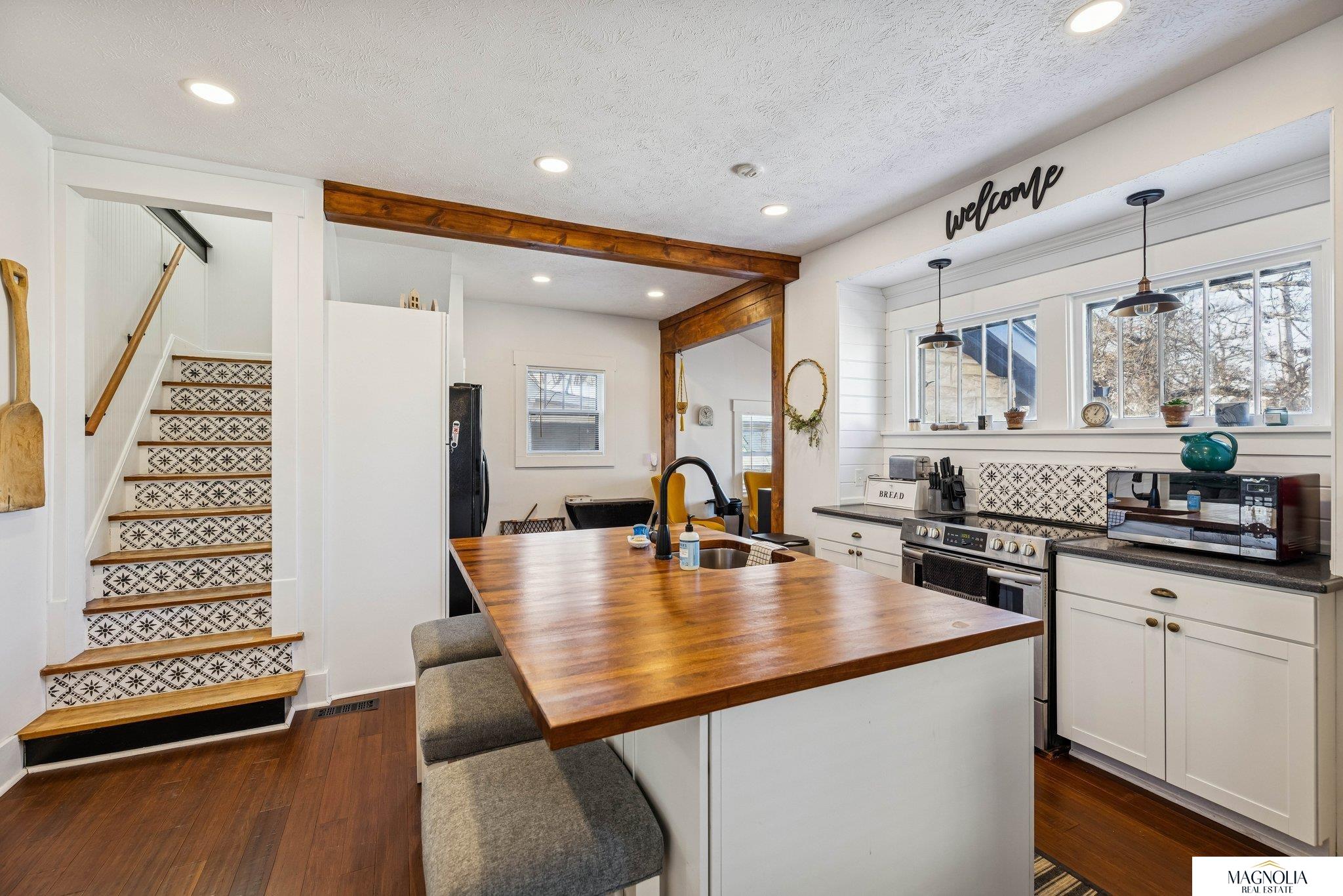 611 elmwood Avenue, Lincoln, NE, 68510