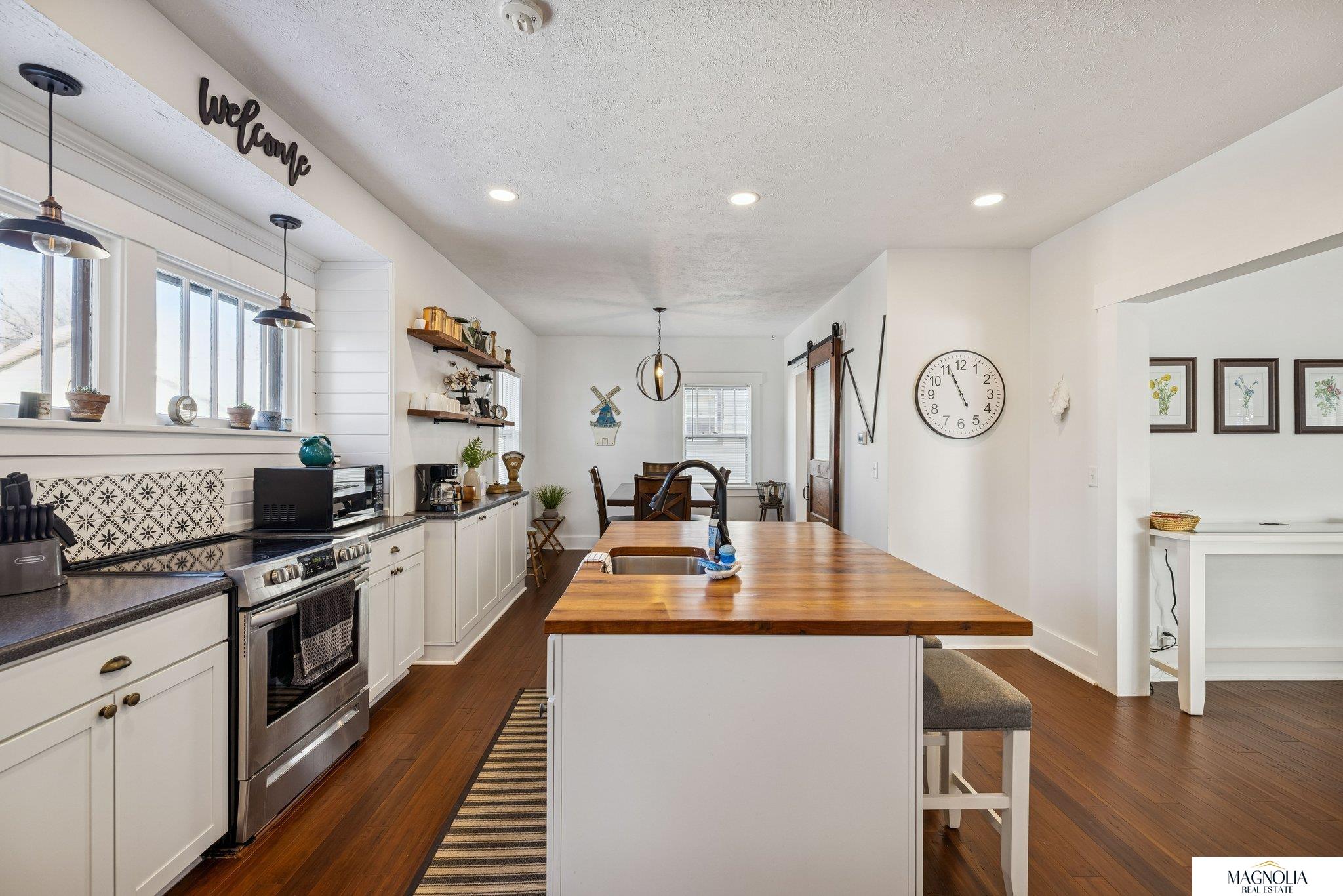 611 elmwood Avenue, Lincoln, NE, 68510