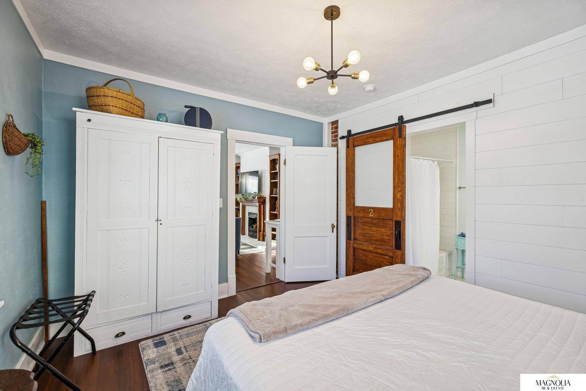 611 elmwood Avenue, Lincoln, NE, 68510