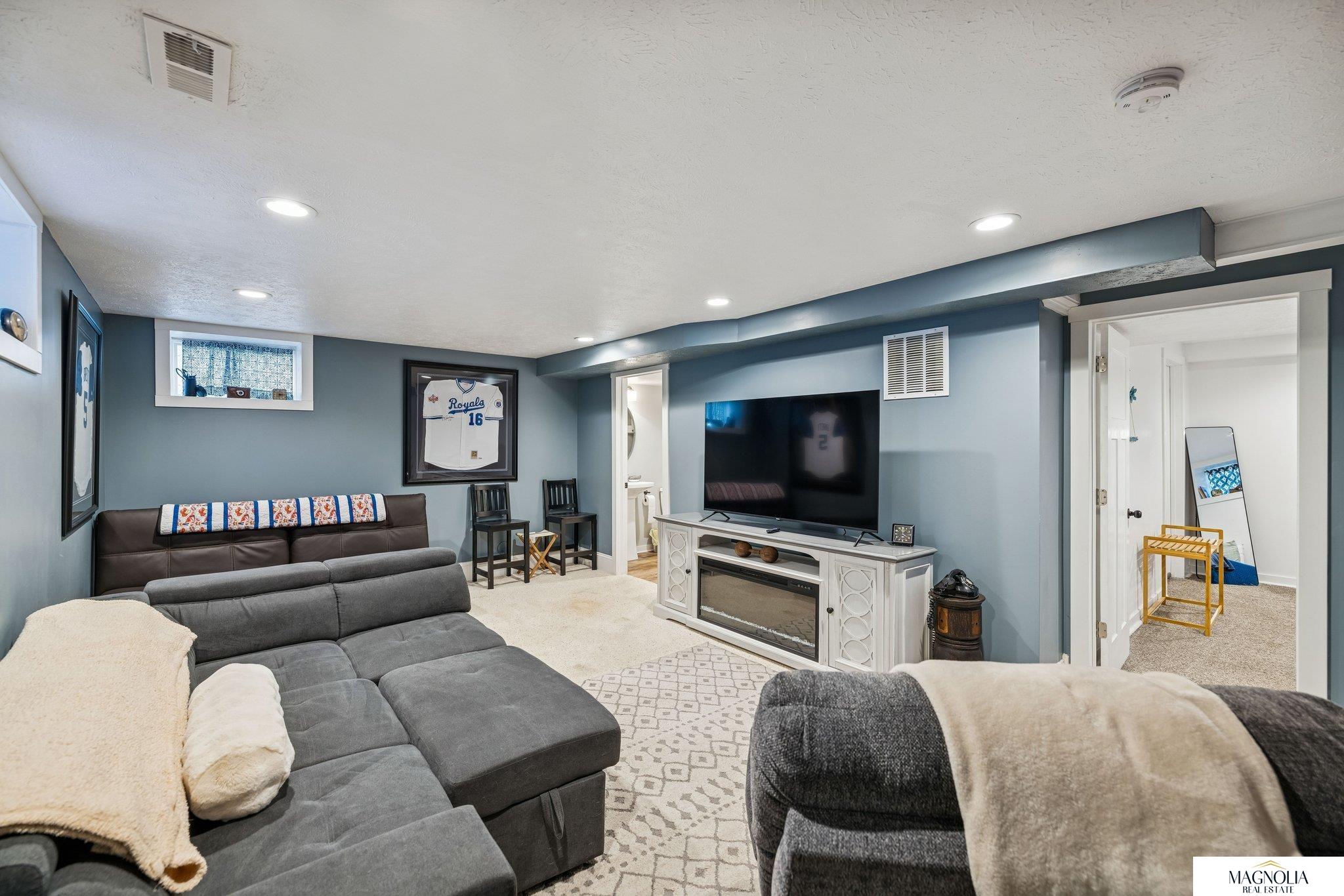 611 elmwood Avenue, Lincoln, NE, 68510