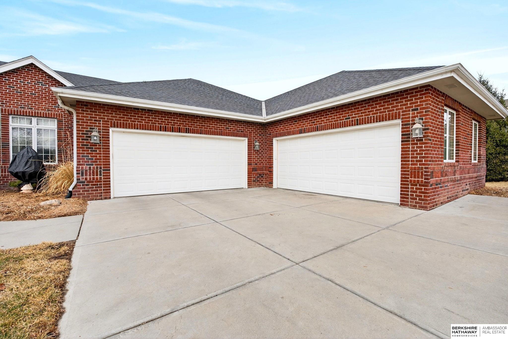 10030 162nd Street, Omaha, NE, 68136