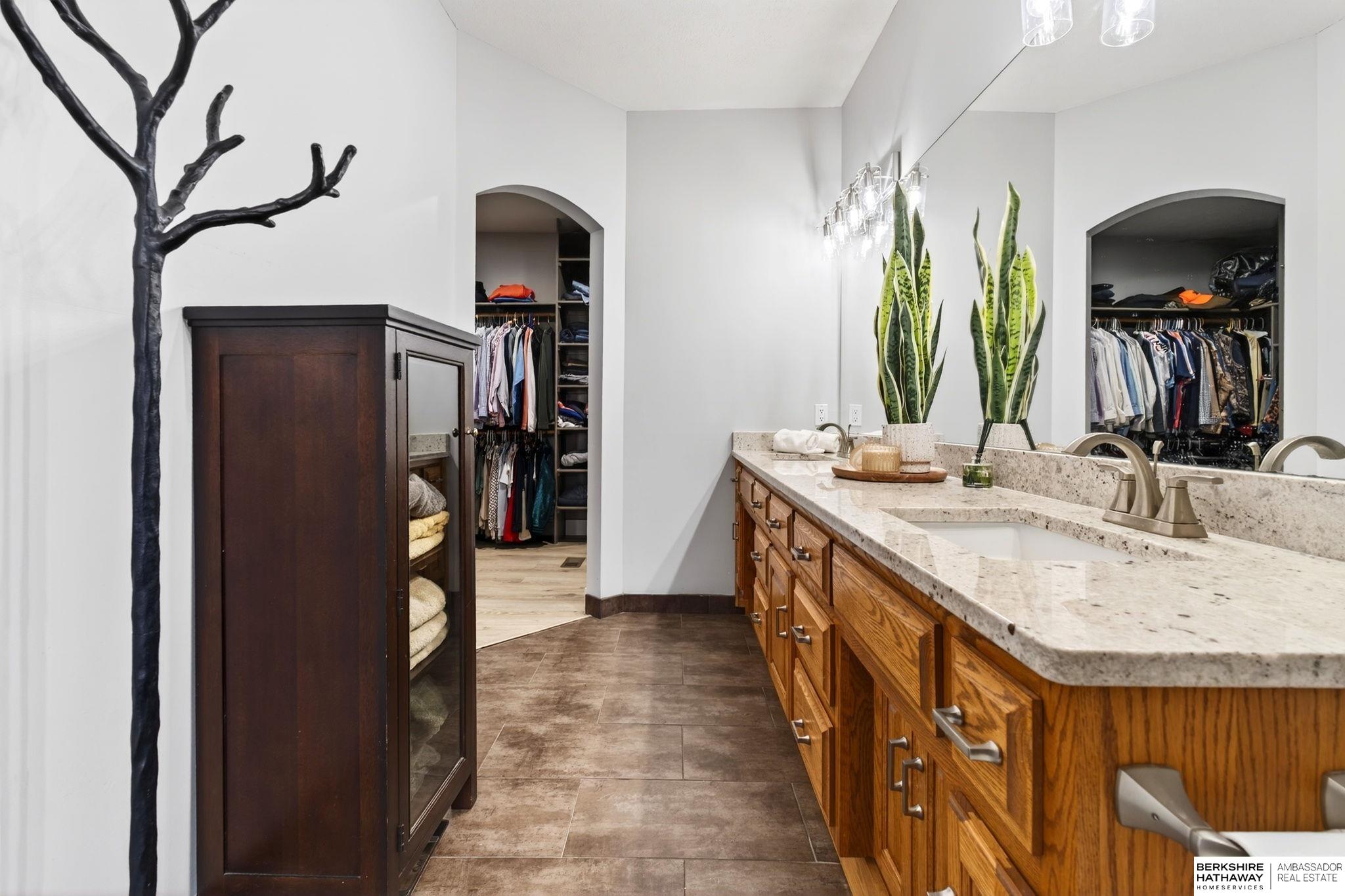 10030 162nd Street, Omaha, NE, 68136