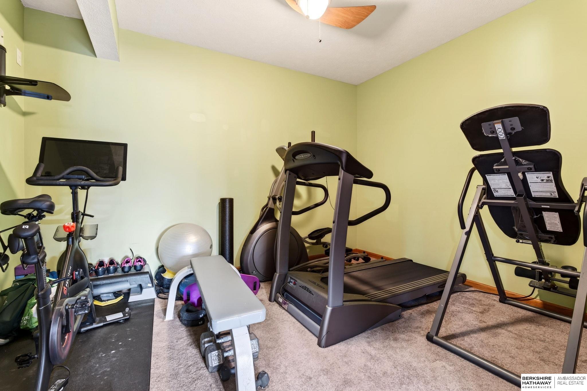 10030 162nd Street, Omaha, NE, 68136