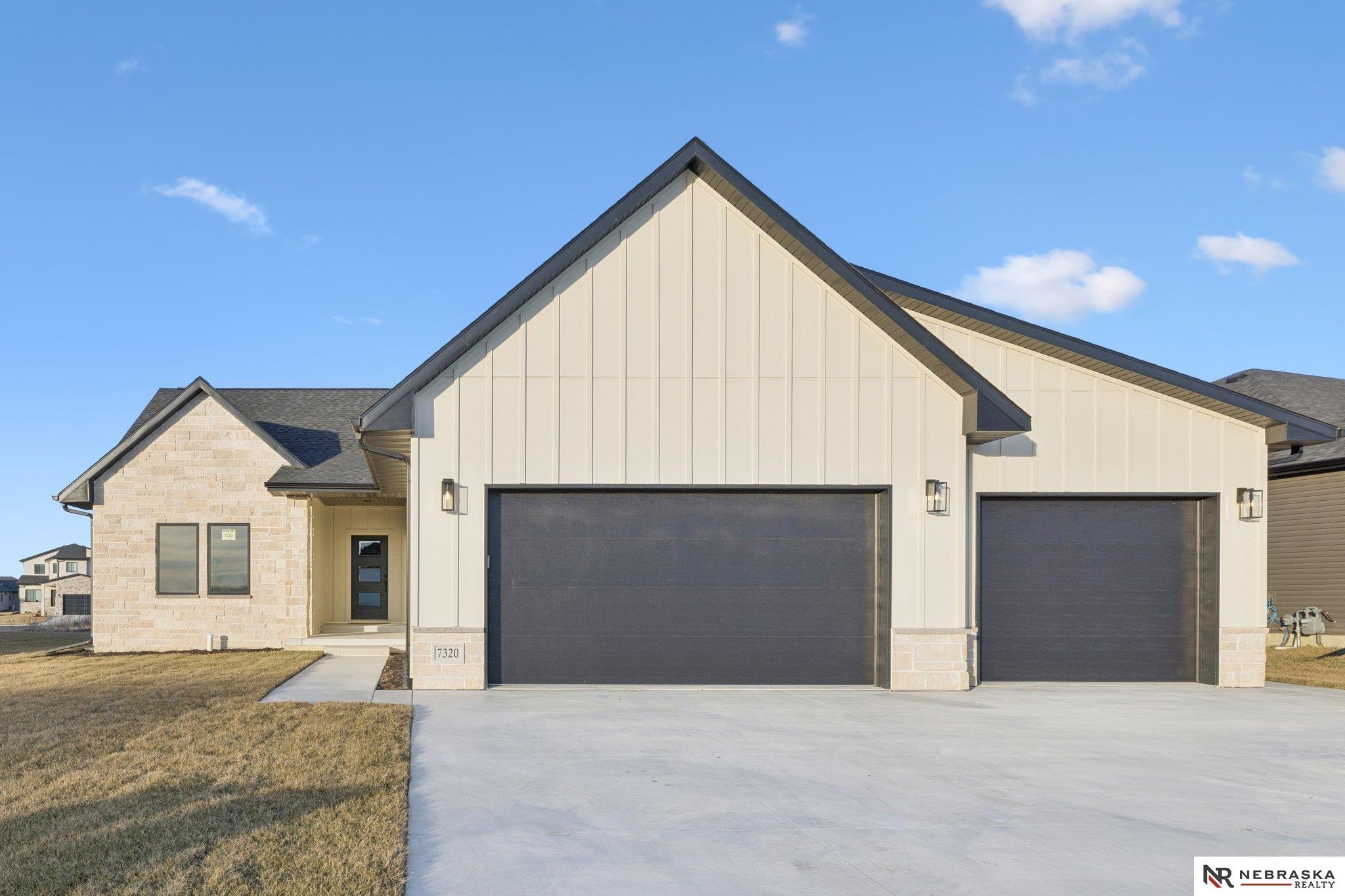 7320 Augustine Avenue, Lincoln, NE, 68516