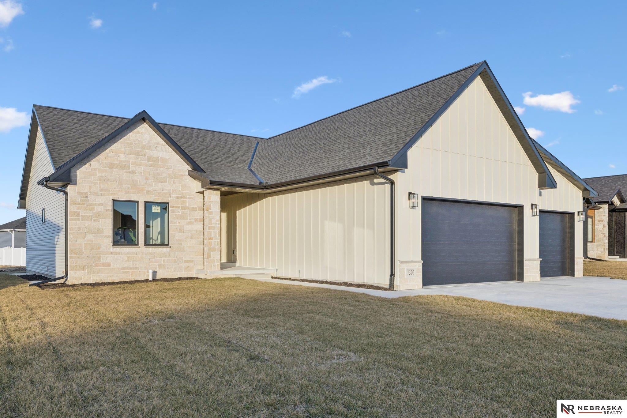 7320 Augustine Avenue, Lincoln, NE, 68516