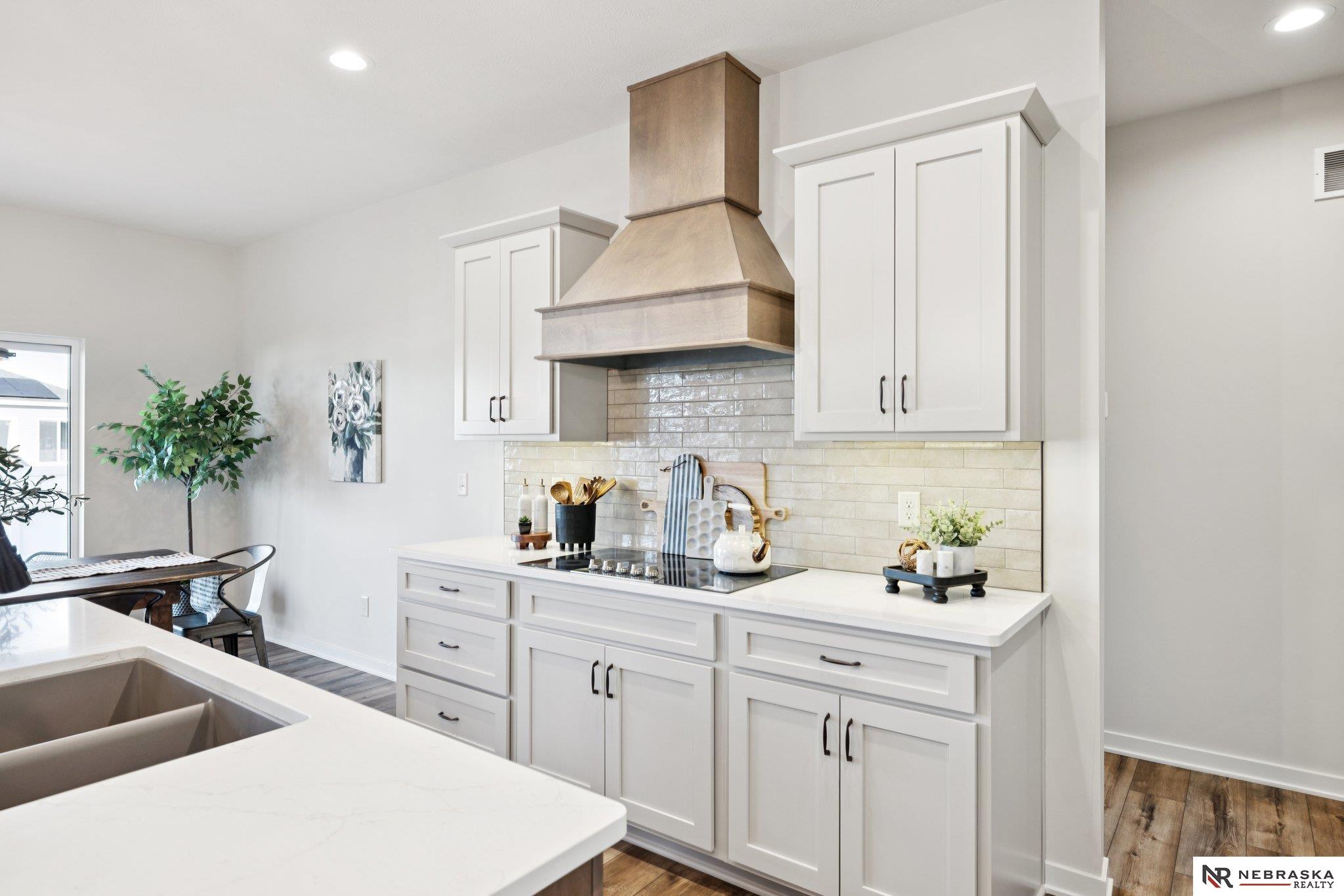 7320 Augustine Avenue, Lincoln, NE, 68516