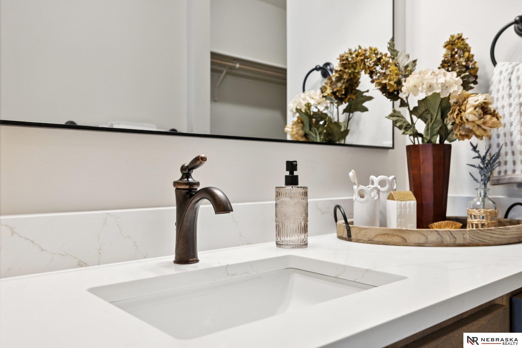 7320 Augustine Avenue, Lincoln, NE, 68516