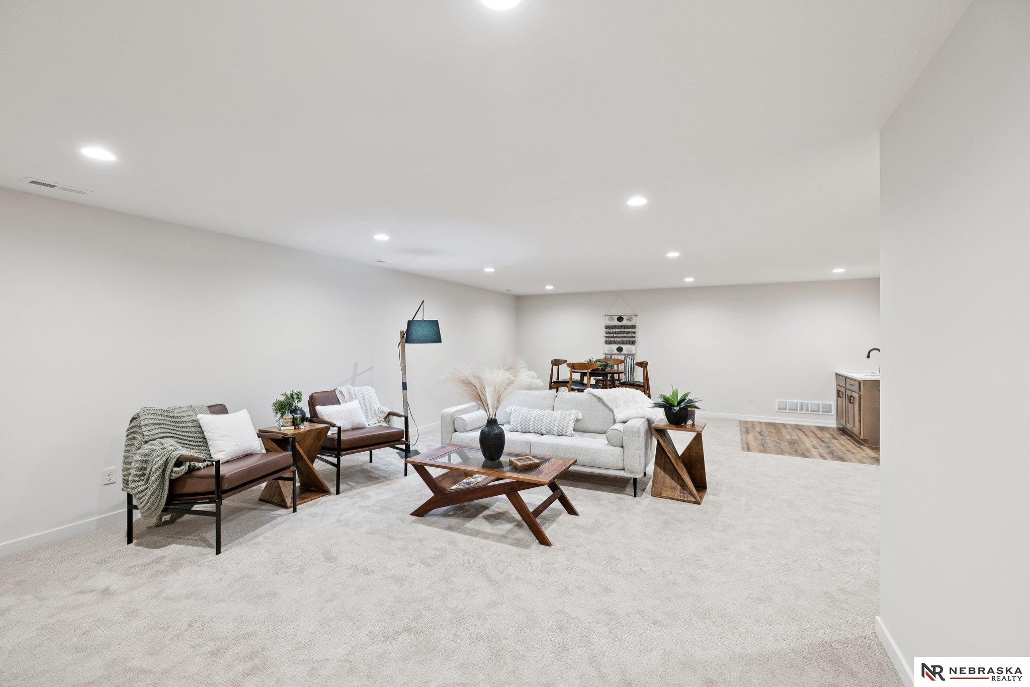 7320 Augustine Avenue, Lincoln, NE, 68516