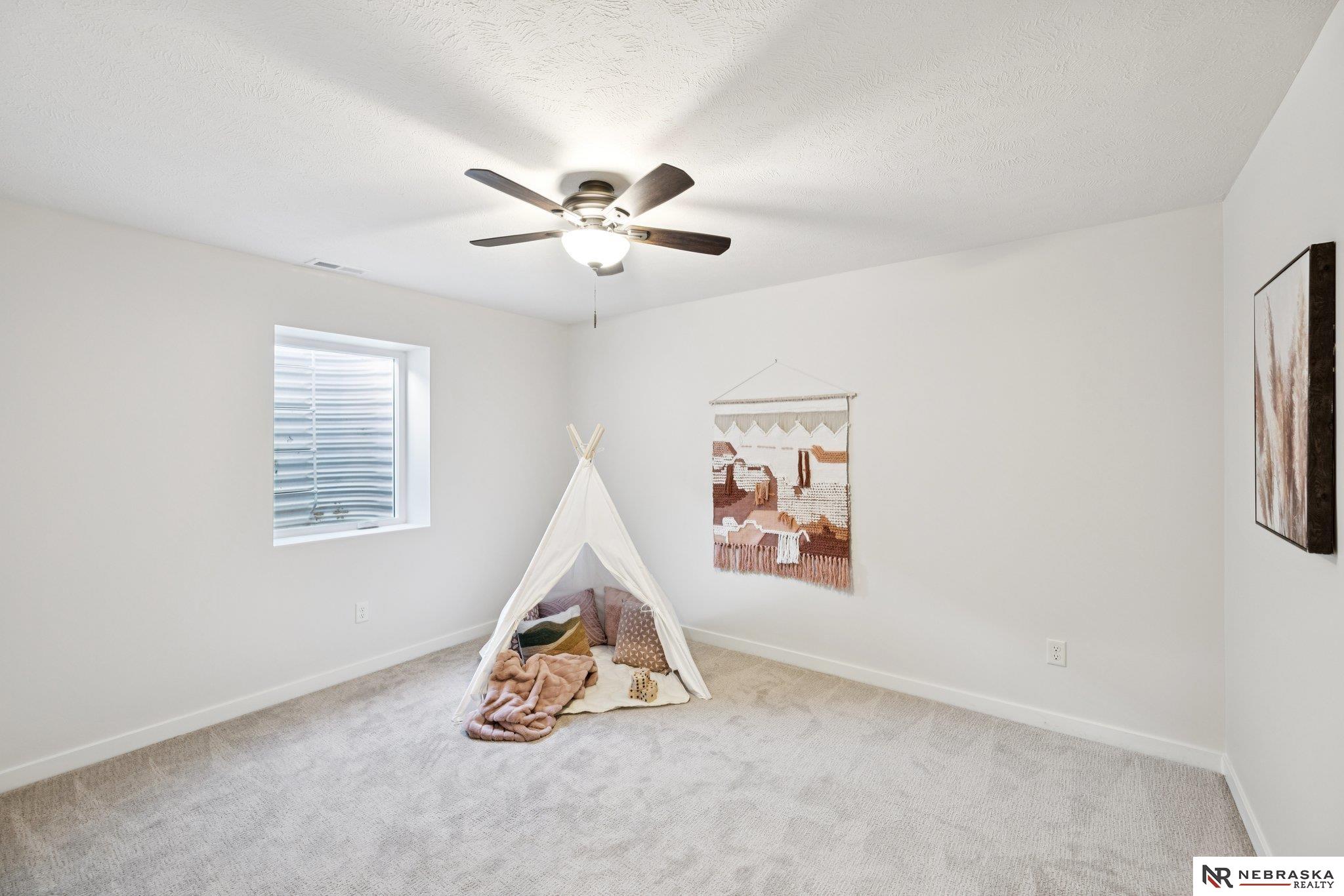 7320 Augustine Avenue, Lincoln, NE, 68516