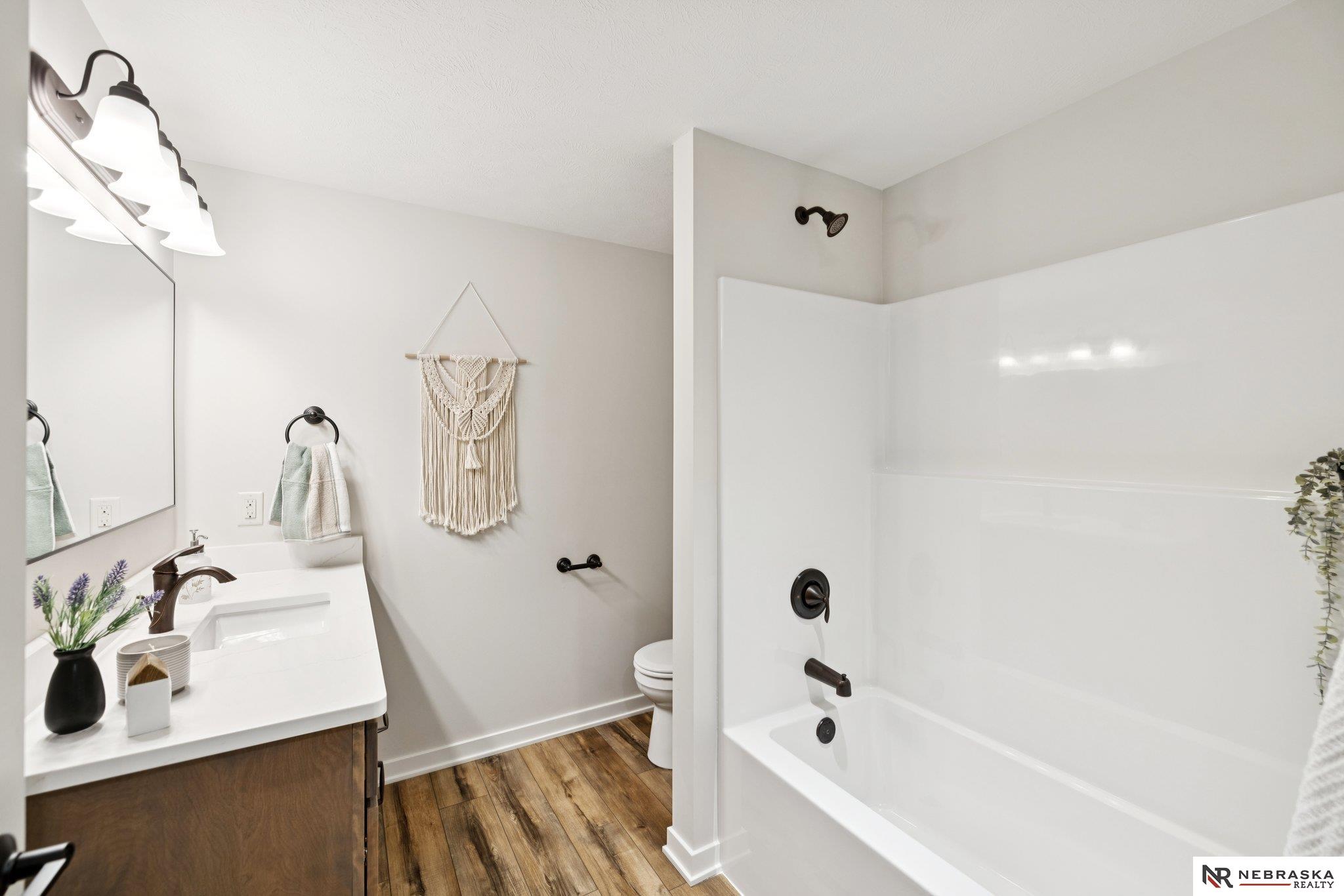 7320 Augustine Avenue, Lincoln, NE, 68516