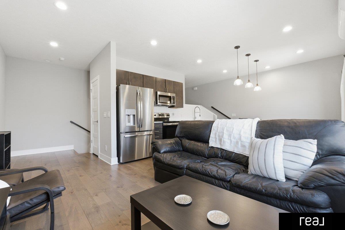 3117 mayberry Plaza, Omaha, NE, 68105