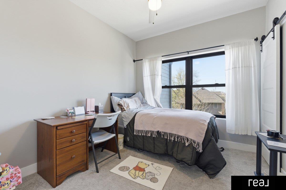 3117 mayberry Plaza, Omaha, NE, 68105