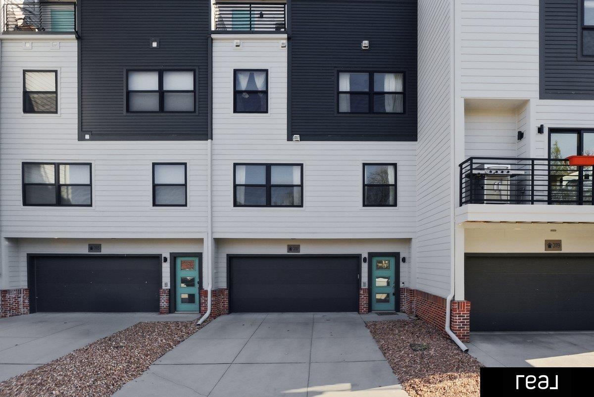 3117 mayberry Plaza, Omaha, NE, 68105