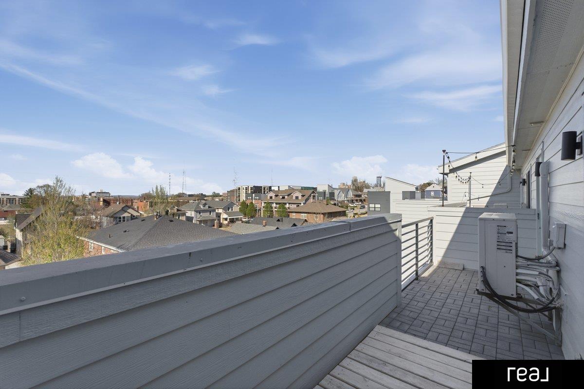 3117 mayberry Plaza, Omaha, NE, 68105