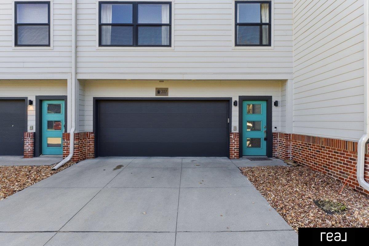 3117 mayberry Plaza, Omaha, NE, 68105