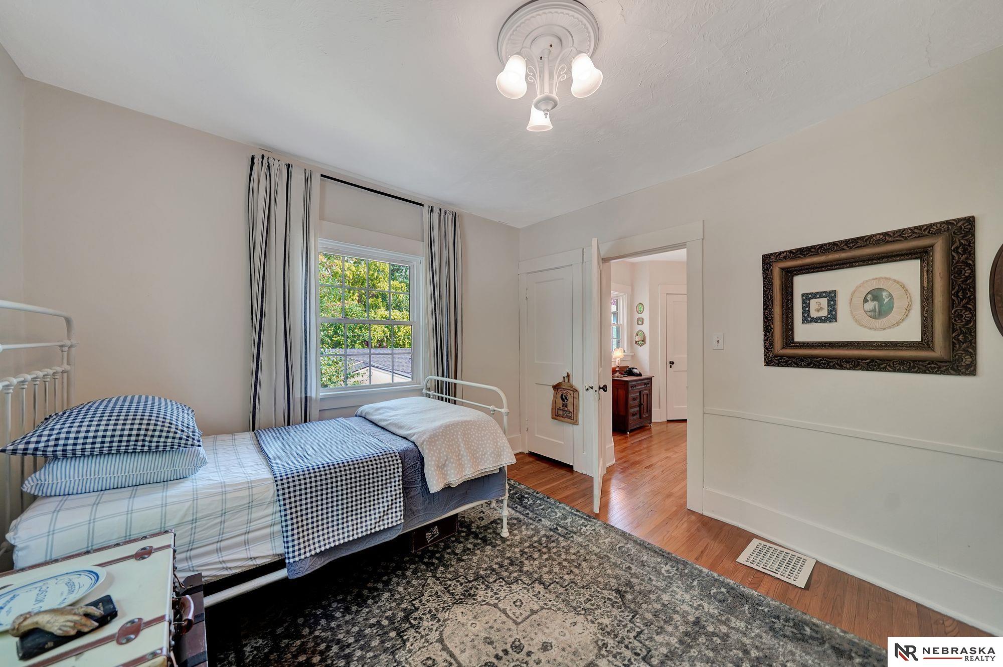 2702 Bradfield Drive, Lincoln, NE, 68502