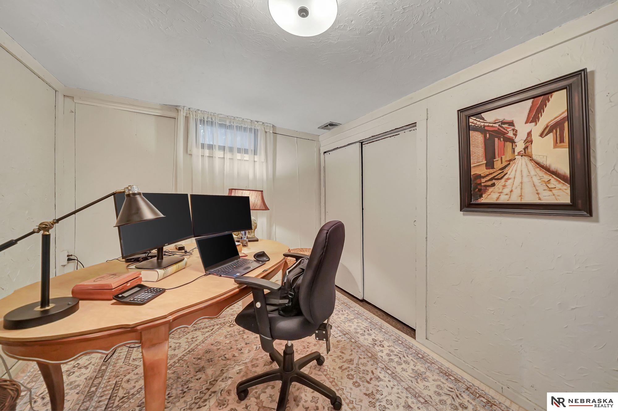 2702 Bradfield Drive, Lincoln, NE, 68502