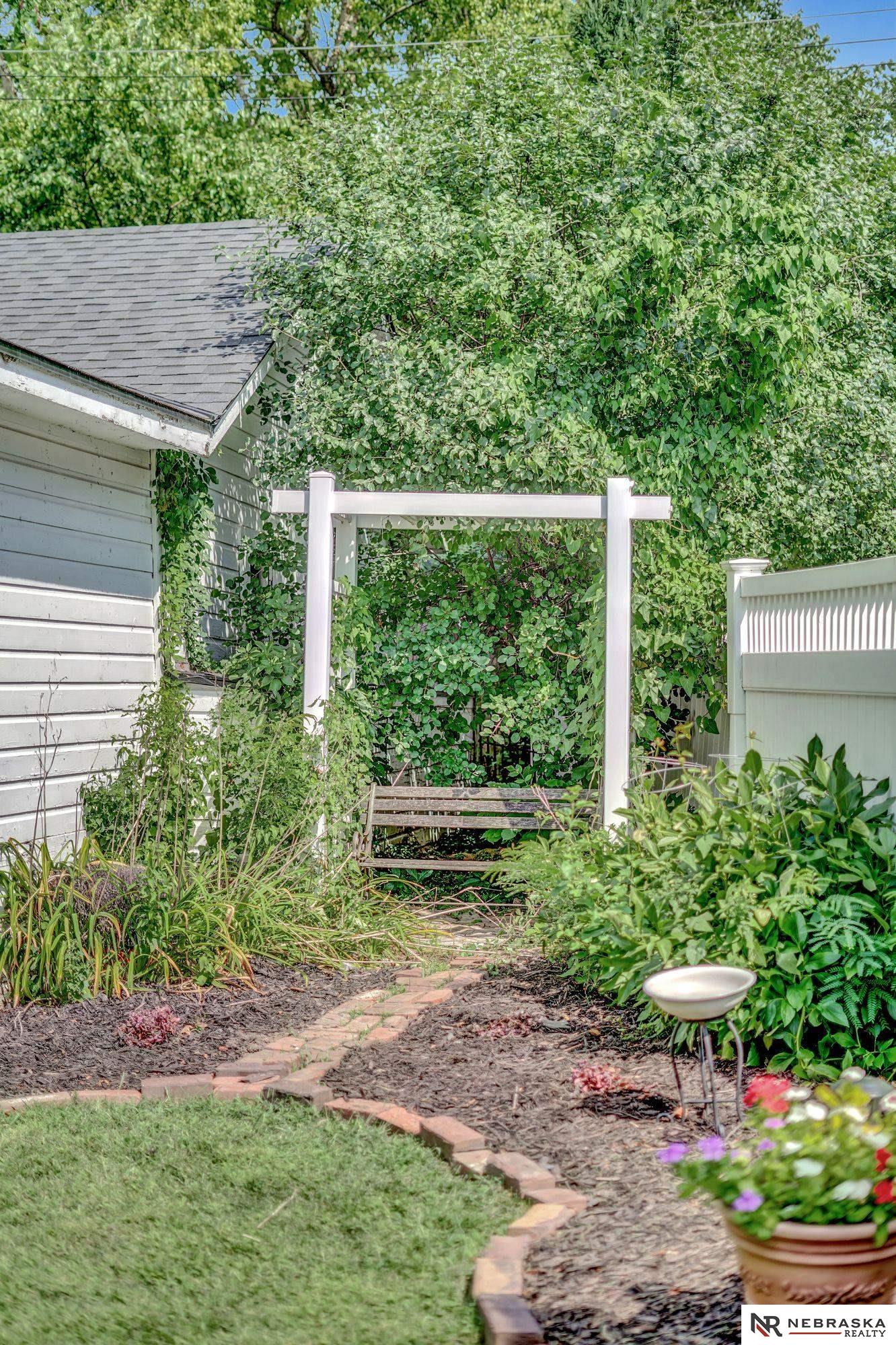 2702 Bradfield Drive, Lincoln, NE, 68502