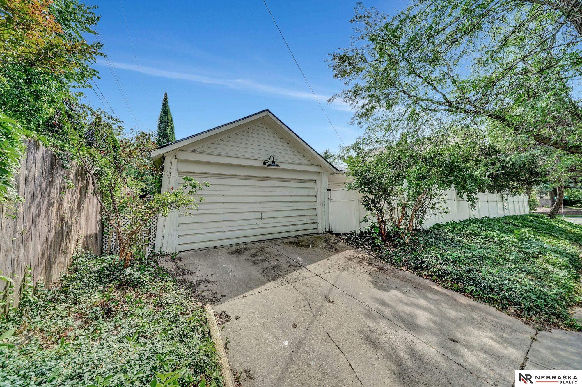 2702 Bradfield Drive, Lincoln, NE, 68502