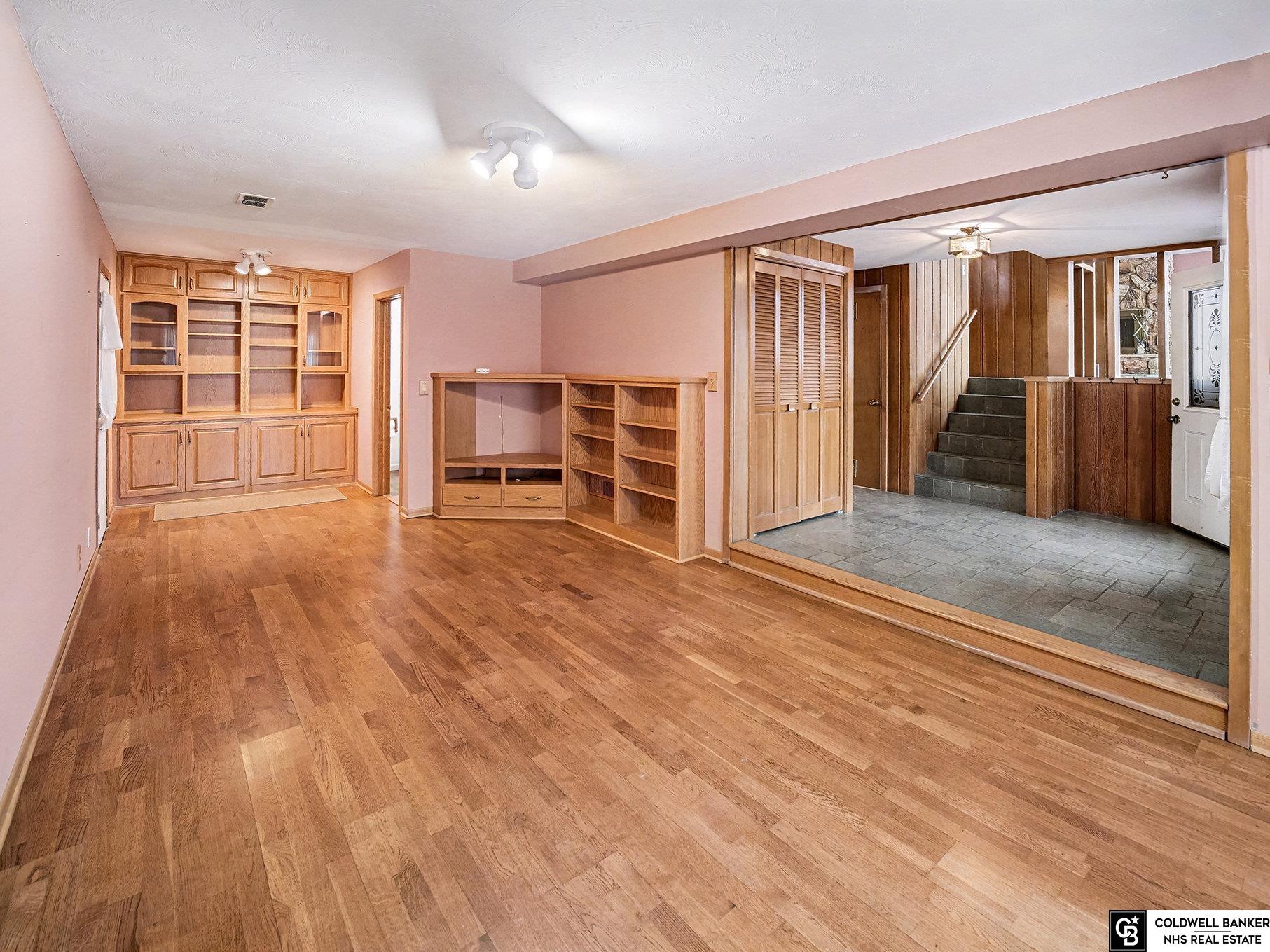 6700 S Bermuda Drive, Lincoln, NE, 68506