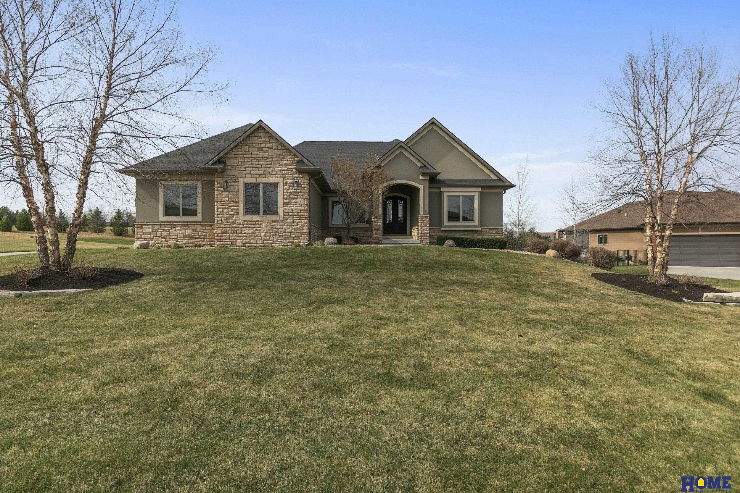 21811 Hillandale Drive, Elkhorn, NE, 68022